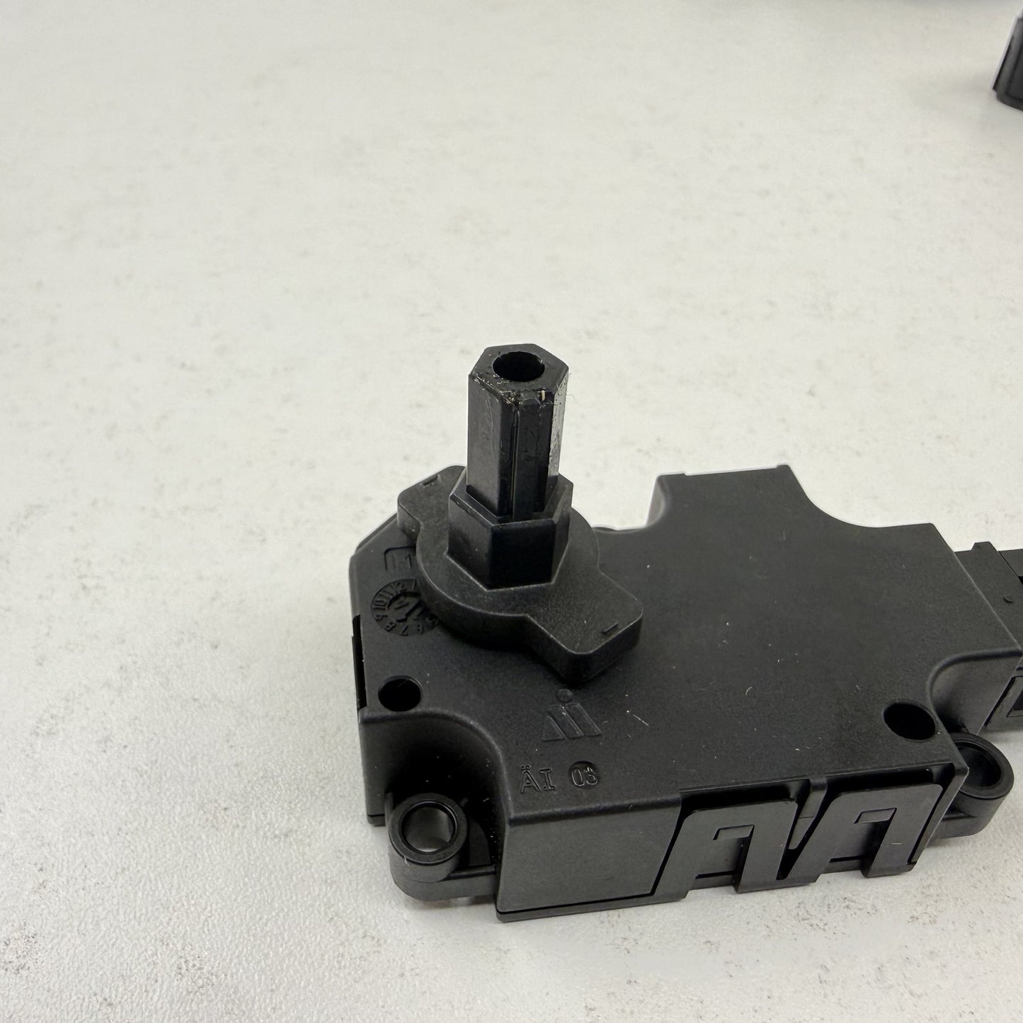 2014-2017 Mercedes S550 W222 HVAC AC Flap Air Door Actuator Servo Motor Set OEM