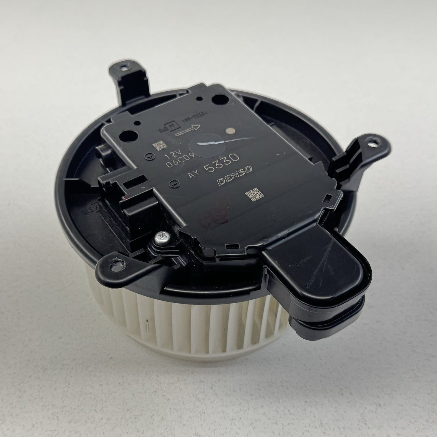 16-24 Chevrolet Camaro HVAC AC Air Temperature Fan Blower Motor OEM