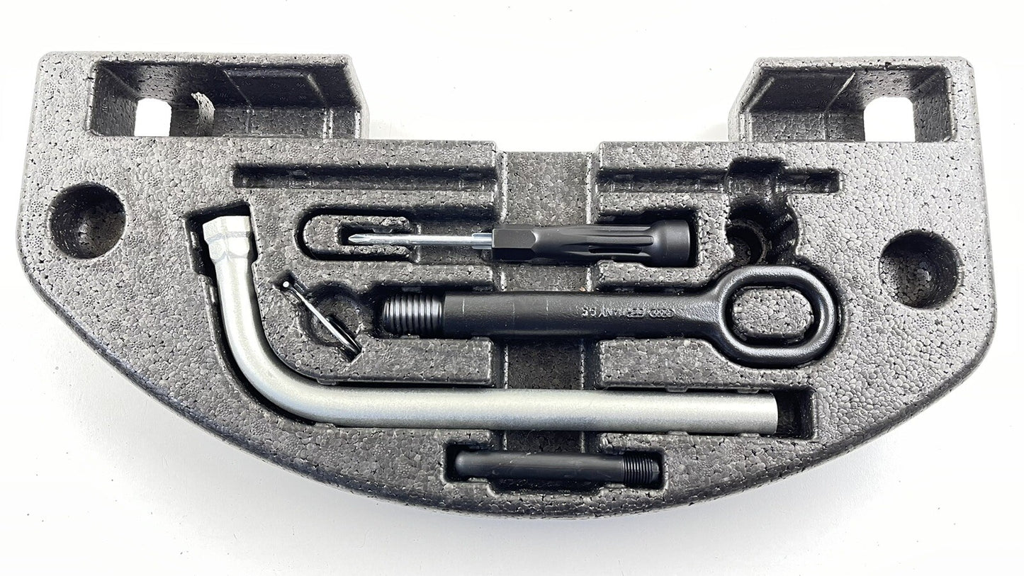 15-18 AUDI A8 REAR EMERGENCY CAR TOOL KIT 4H0 012 110 C OEM
