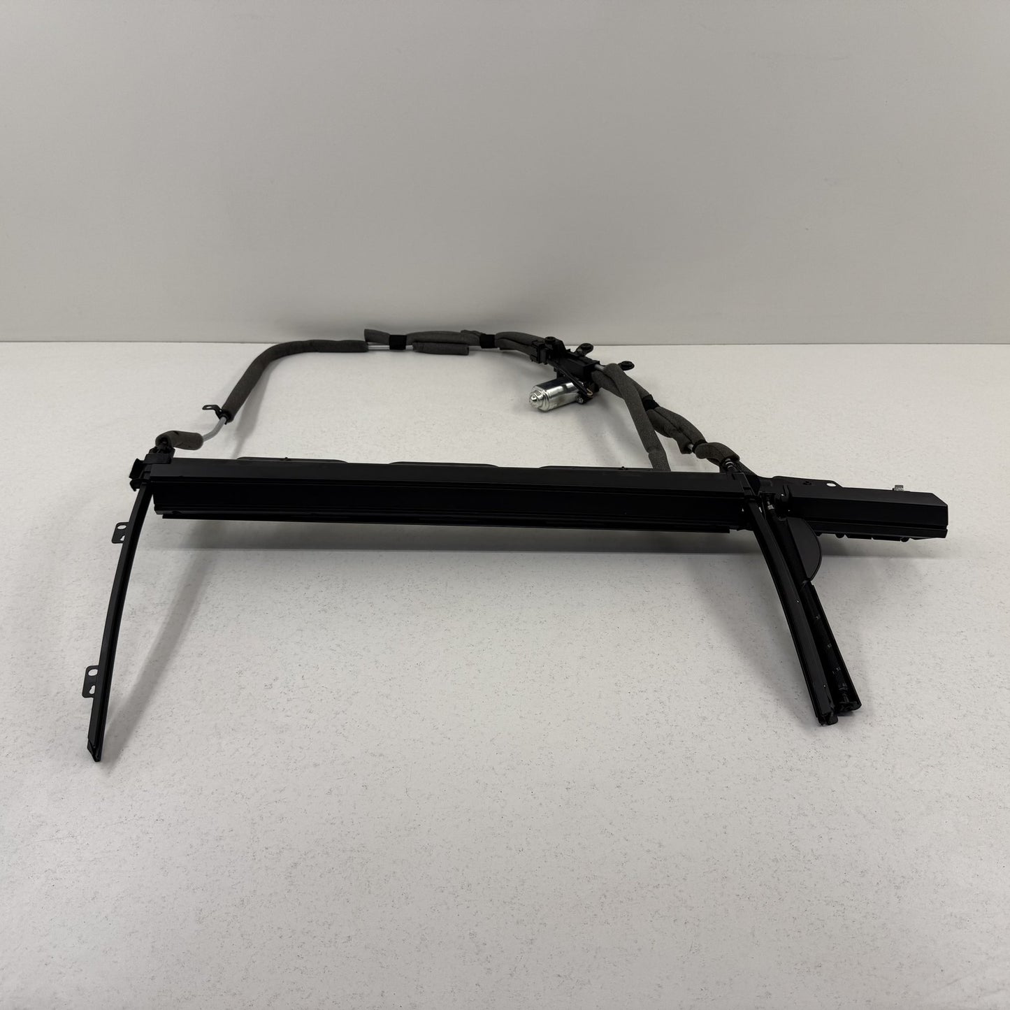 2014-2018 Bentley Flying Spur Right Rear Door Window Sunshade Roller Blind OEM