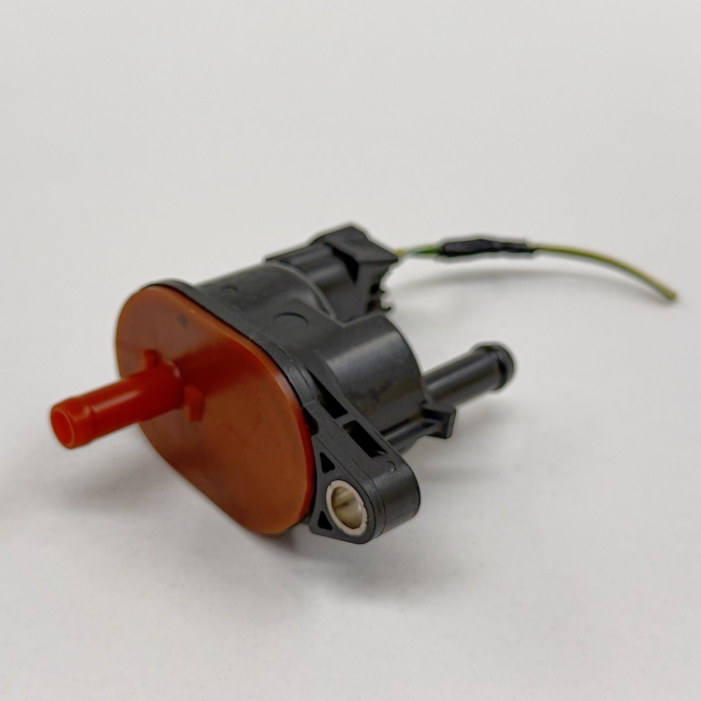 18-23 Subaru Crosstrek EGR Vapor Purge Solenoid Valve With Wire 16131AA080 OEM