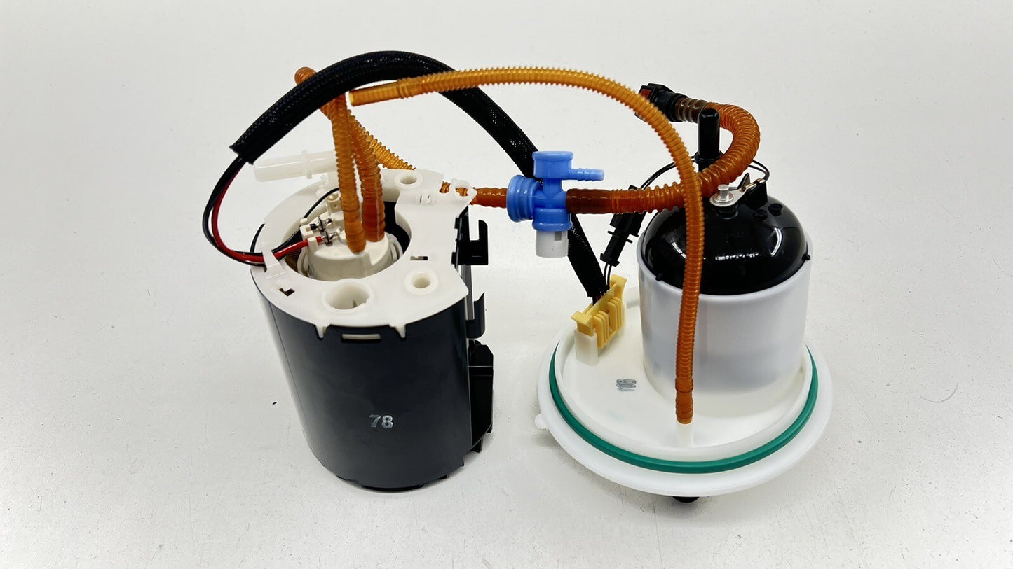 15-17 MCLAREN 650S GAS TANK FUEL PUMP SENDING UNIT PAIR OEM