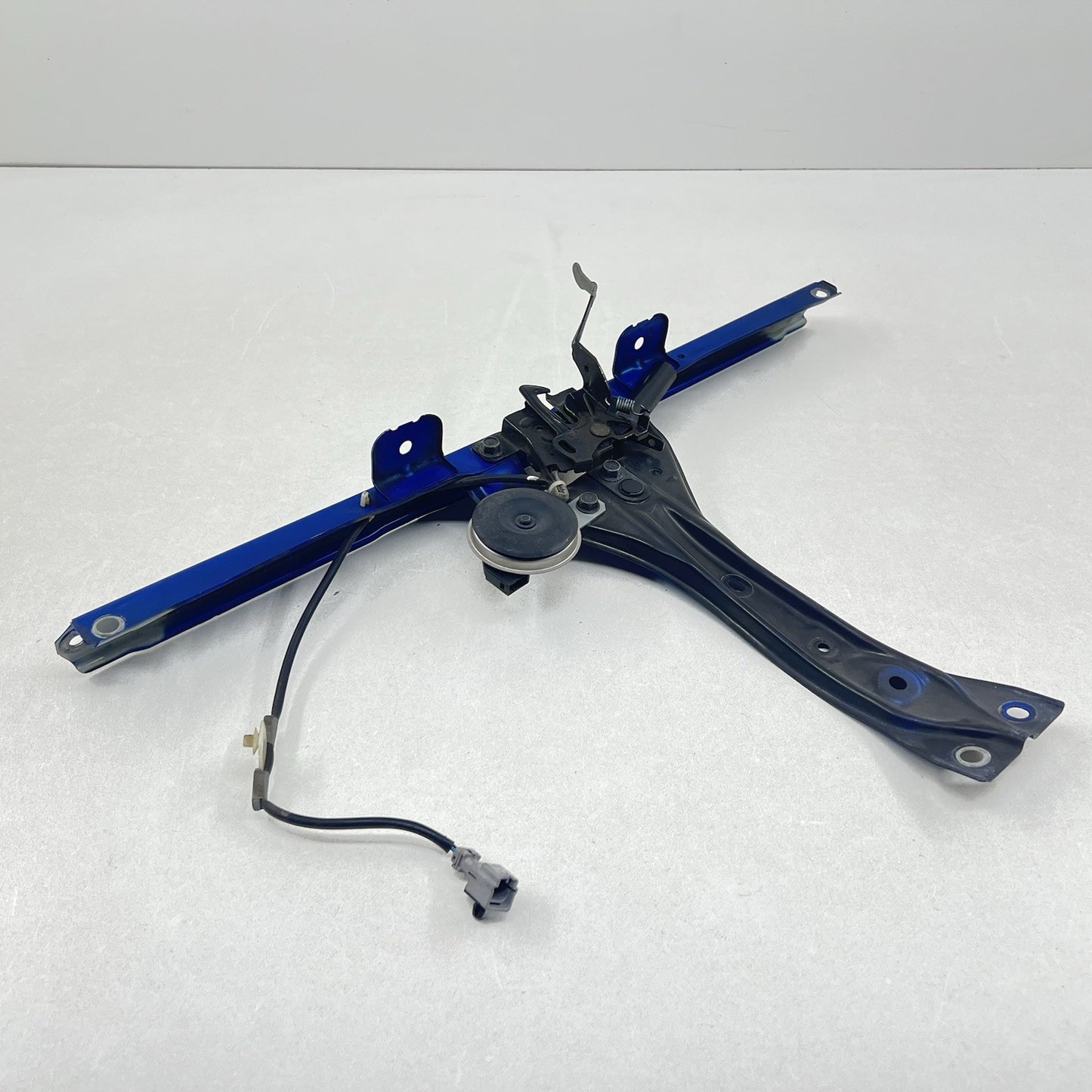 18-21 SUBARU WRX OR STI RADIATOR SUPPORT TIE BAR WITH HOOD LOCK LATCH OEM