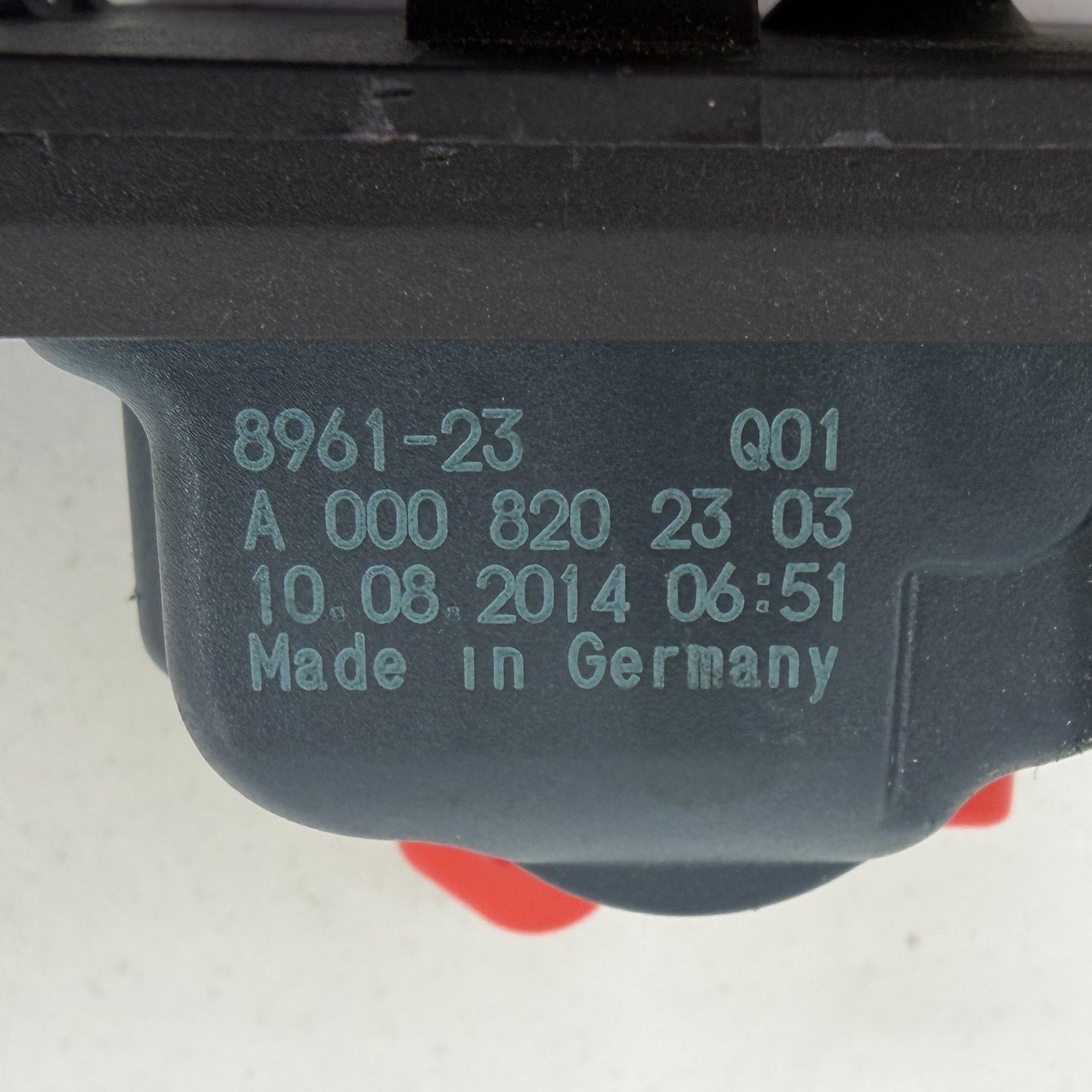 2014-2020 Mercedes-Benz S550 W222 Gas Cap Fuel Filler Door Release Actuator OEM