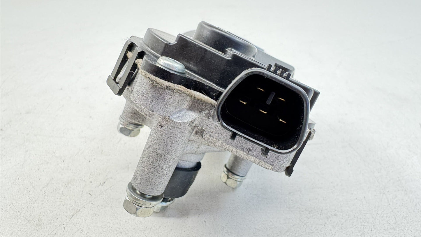 15-21 SUBARU WRX OR STI FRONT WINDSHIELD WIPER MOTOR 86511VA010 OEM