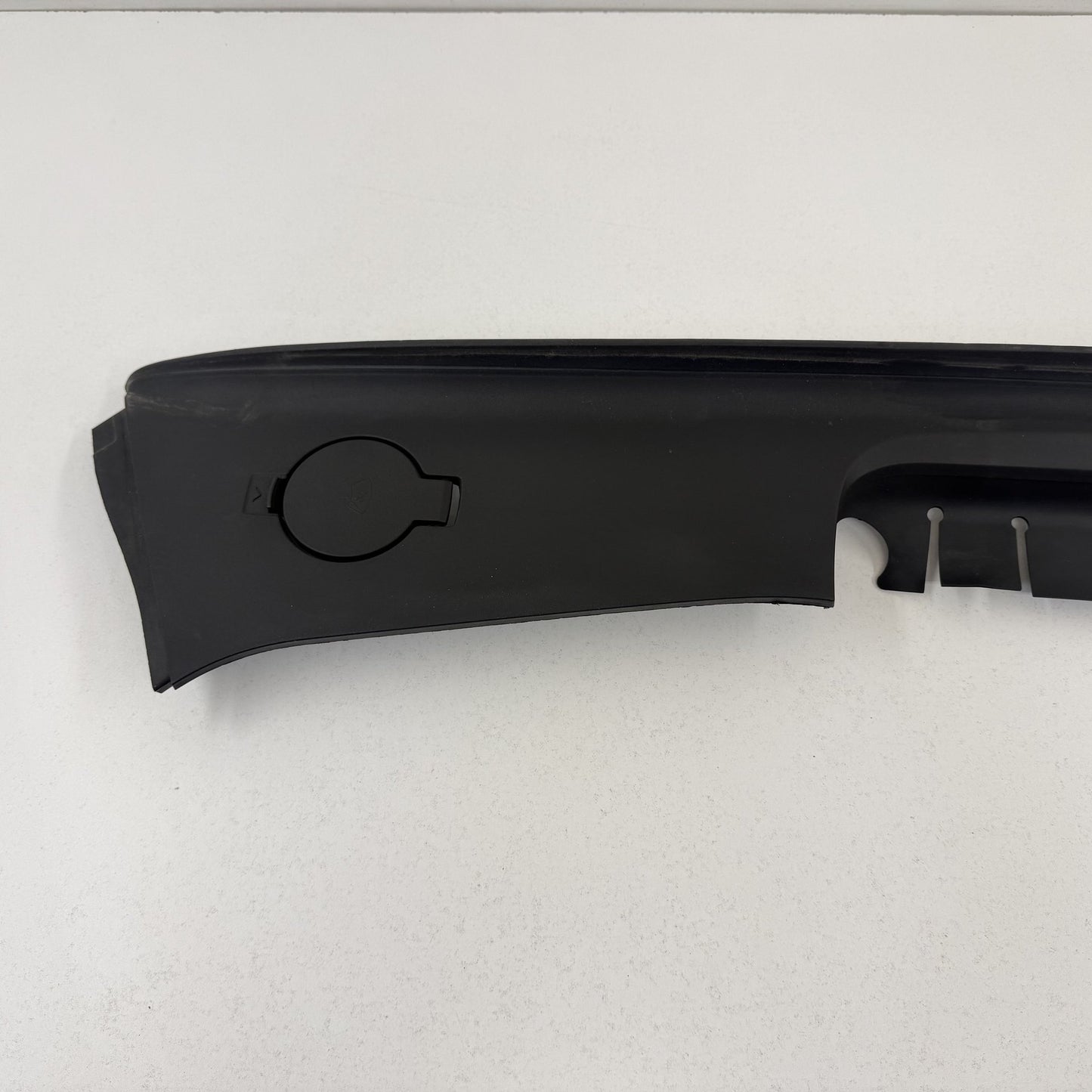 2022-2024 Rivian R1S R1T Front Fender Underhood Closeout Trim Panel Pair OEM