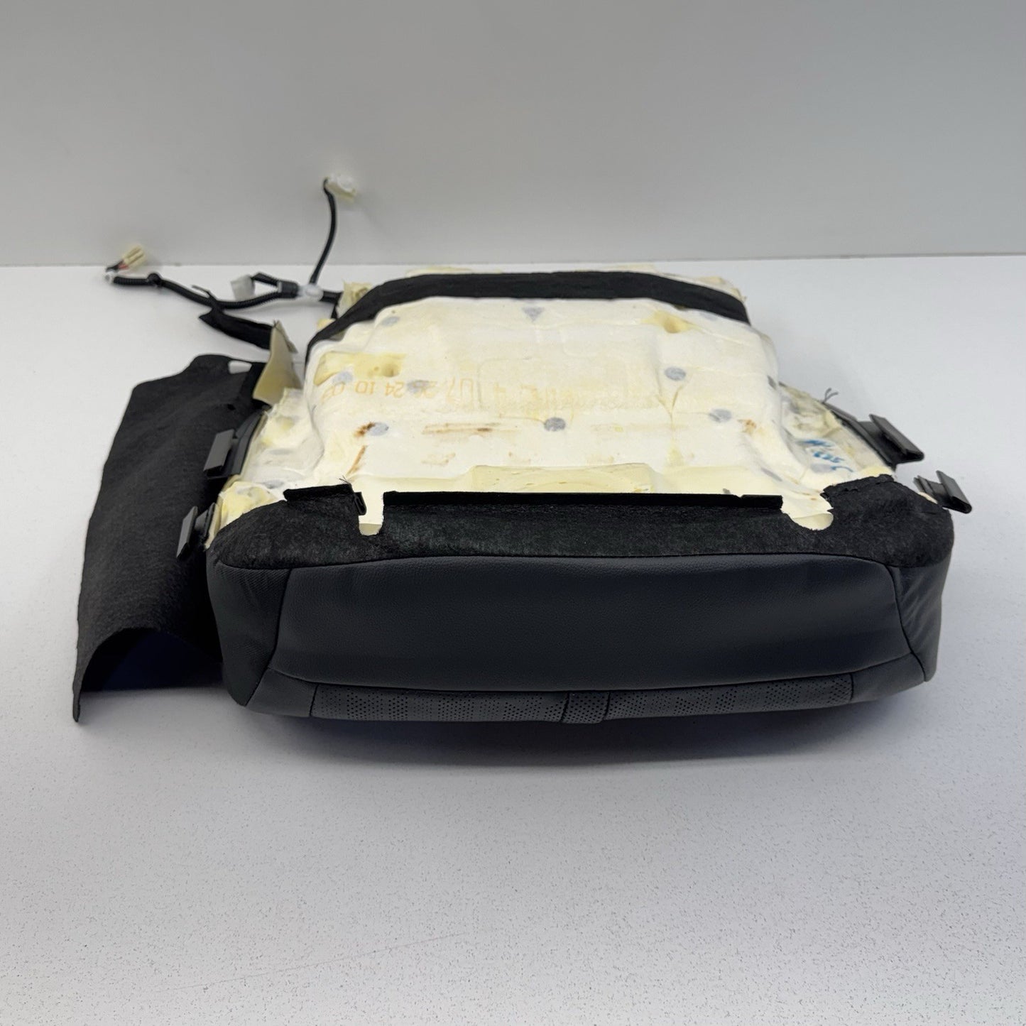 25-26 Toyota Camry XSE Right Front Lower Seat Cushion Heated Leather Black OEM