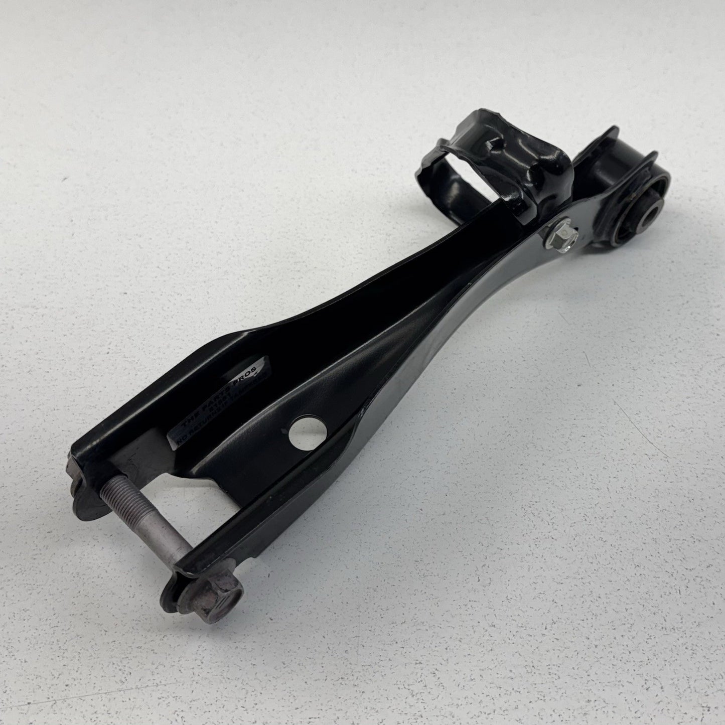 22-26 Toyota GR86 Passenger Right Rear Control Arm Suspension Partial Set OEM