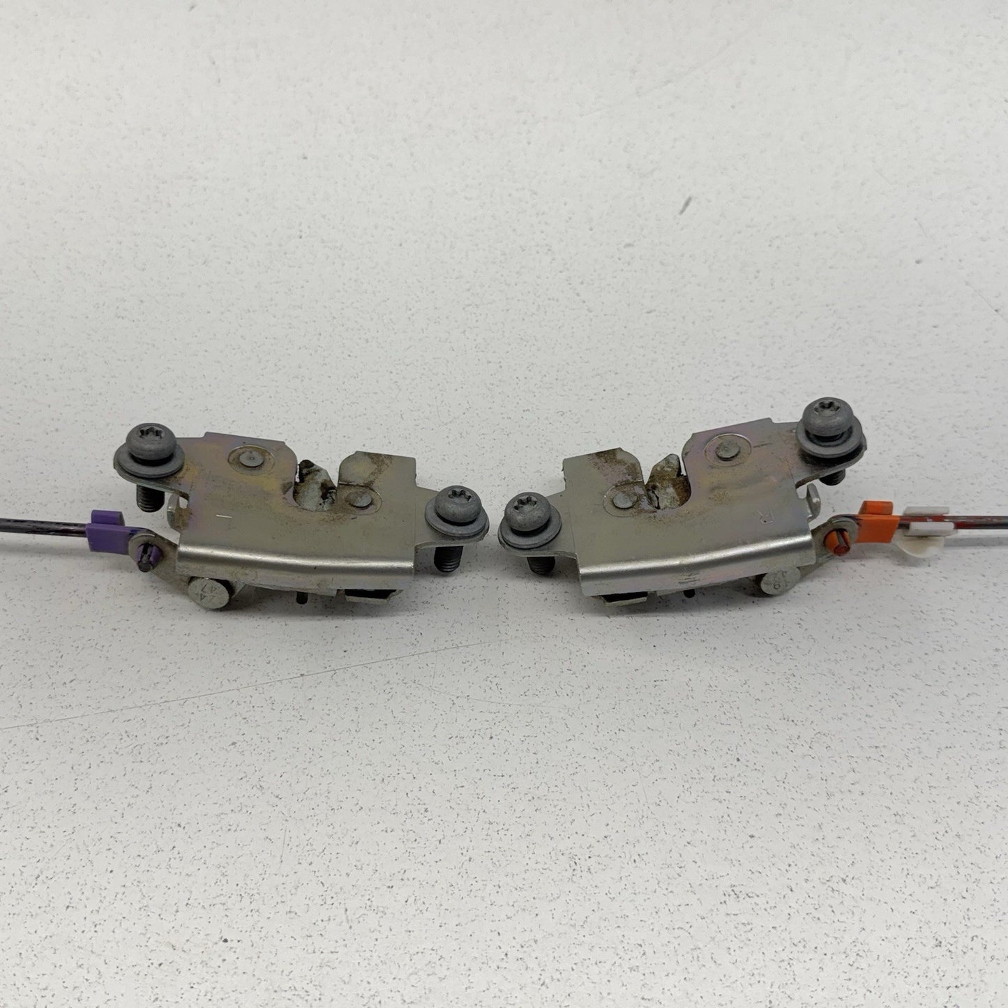 16-23 Toyota Tacoma Rear Tailgate Liftgate Back Door Lock Latch Pair OEM
