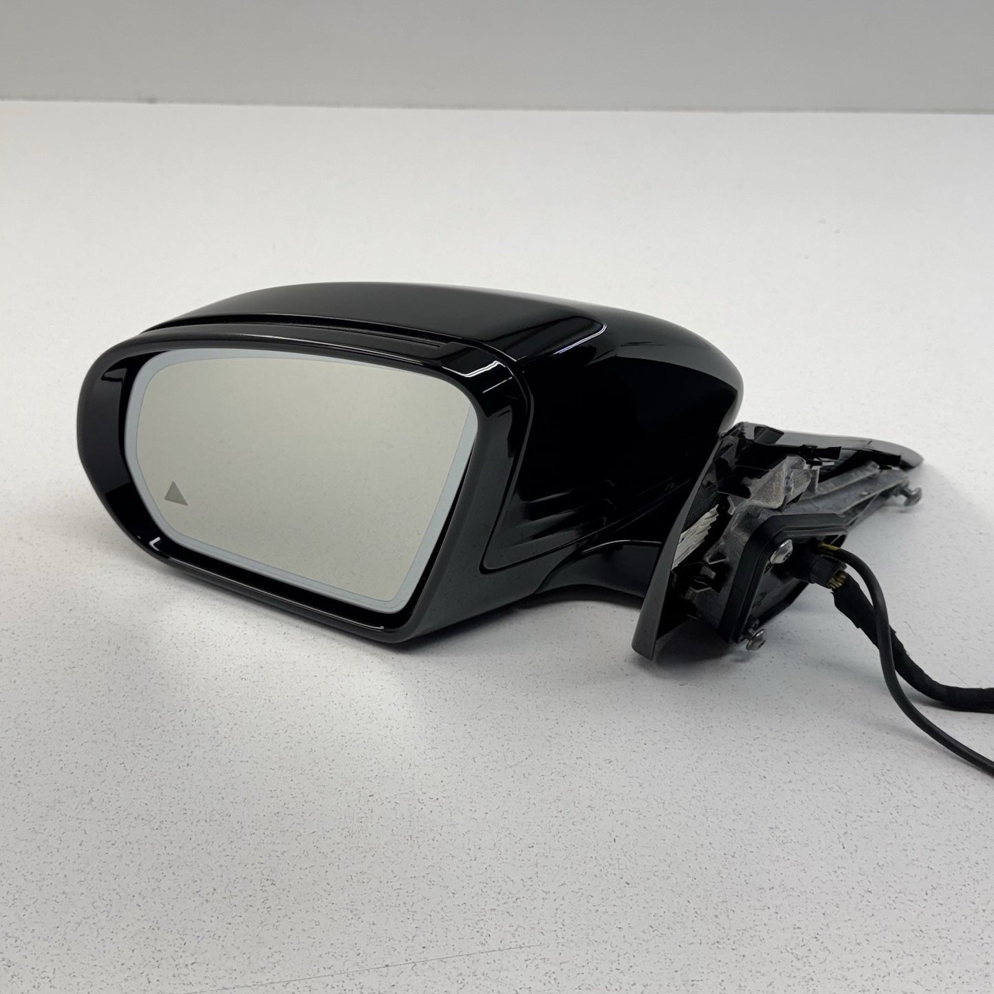 14-17 Mercedes S550 W222 Left Door Mirror Side View W/ Blind Spot & Camera OEM