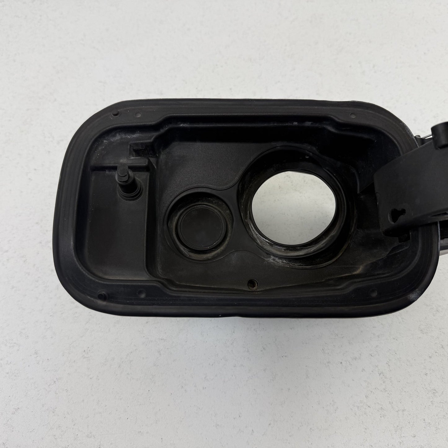 2021-2026 BMW M4 G82 Fuel Tank Gas Cap Door Lid Cover White 7478438 OEM