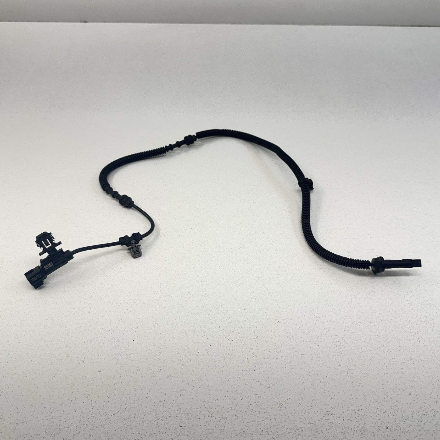 20-25 Silverado Sierra 2500 3500 Left Front ABS Wheel Speed Sensor 85016388 OEM