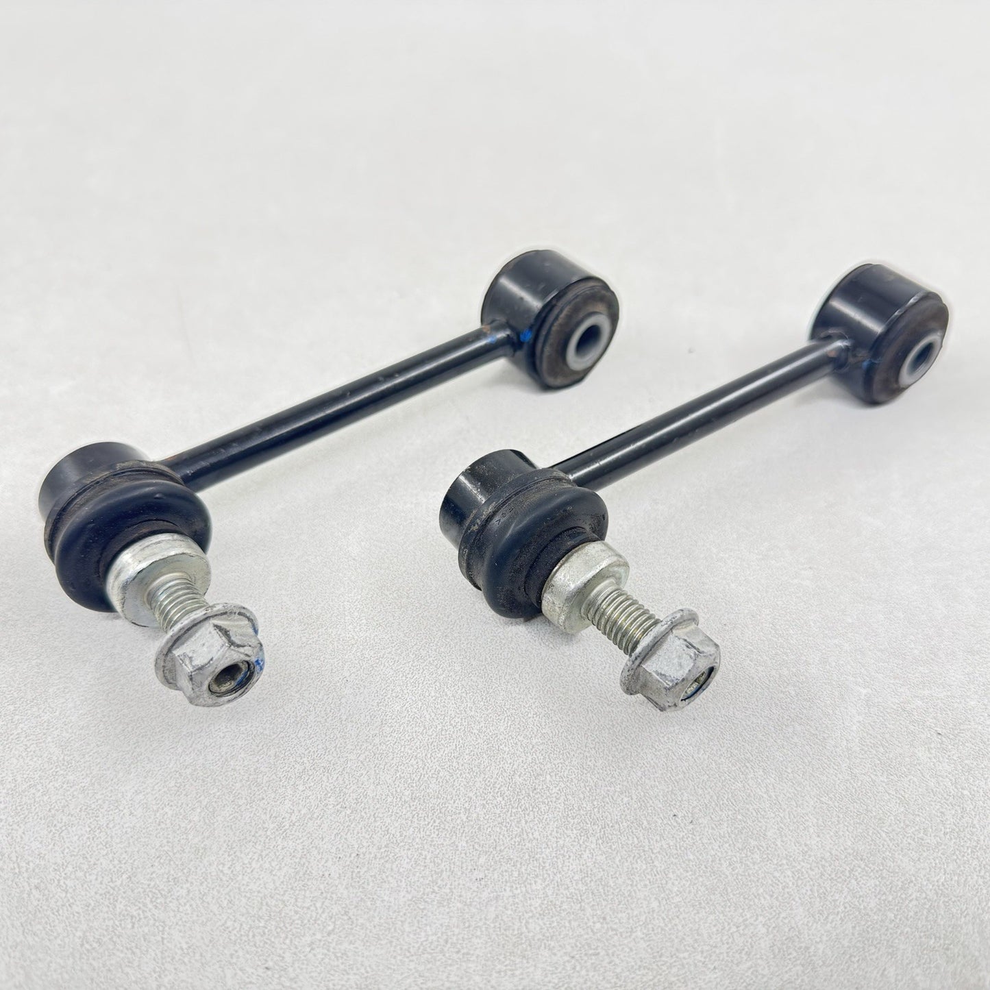22-25 CADILLAC CT5 V BLACKWING REAR SWAY BAR STABILIZER END LINK ROD PAIR OEM