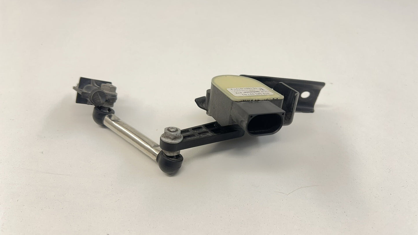 10-16 PORSCHE PANAMERA LEFT FRONT HEADLIGHT HEIGHT LEVEL SENSOR OEM