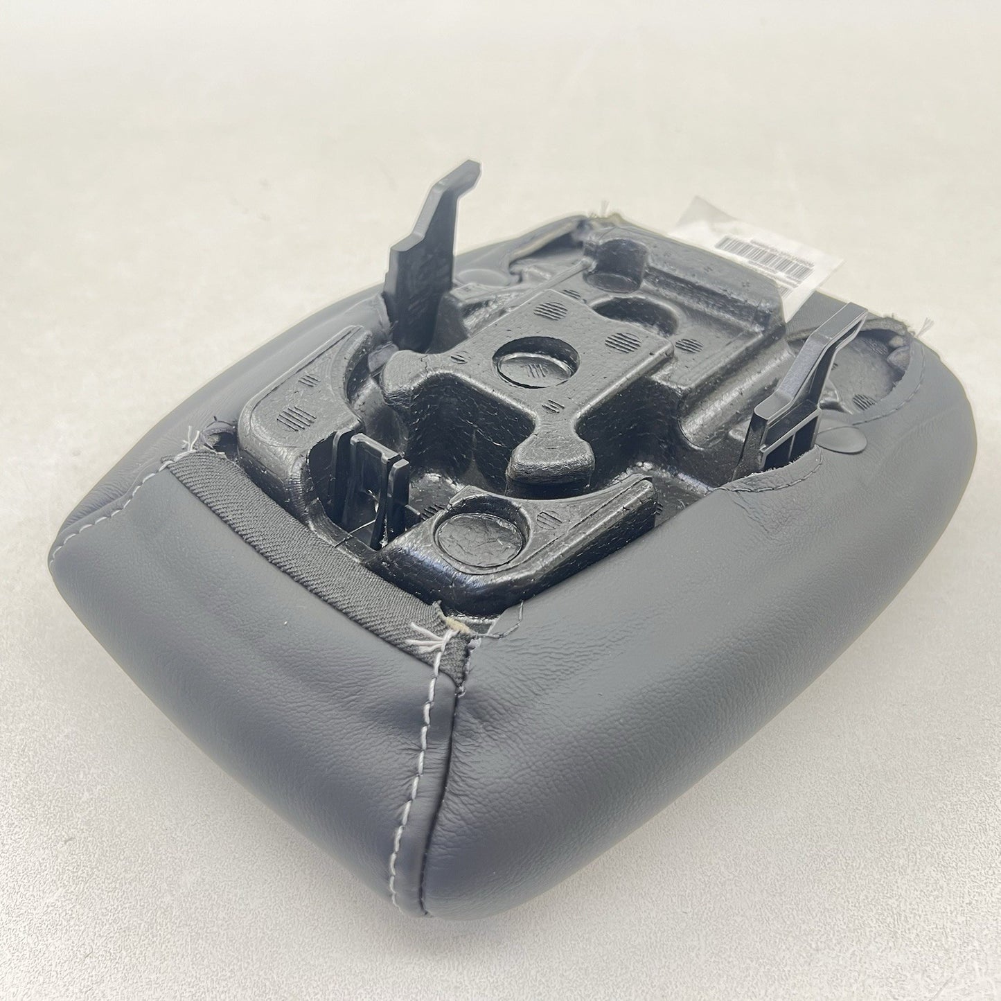 22-25 CADILLAC CT4 CT5 V BLACKWING DRIVER LEFT FRONT SEAT HEADREST HEAD REST OEM