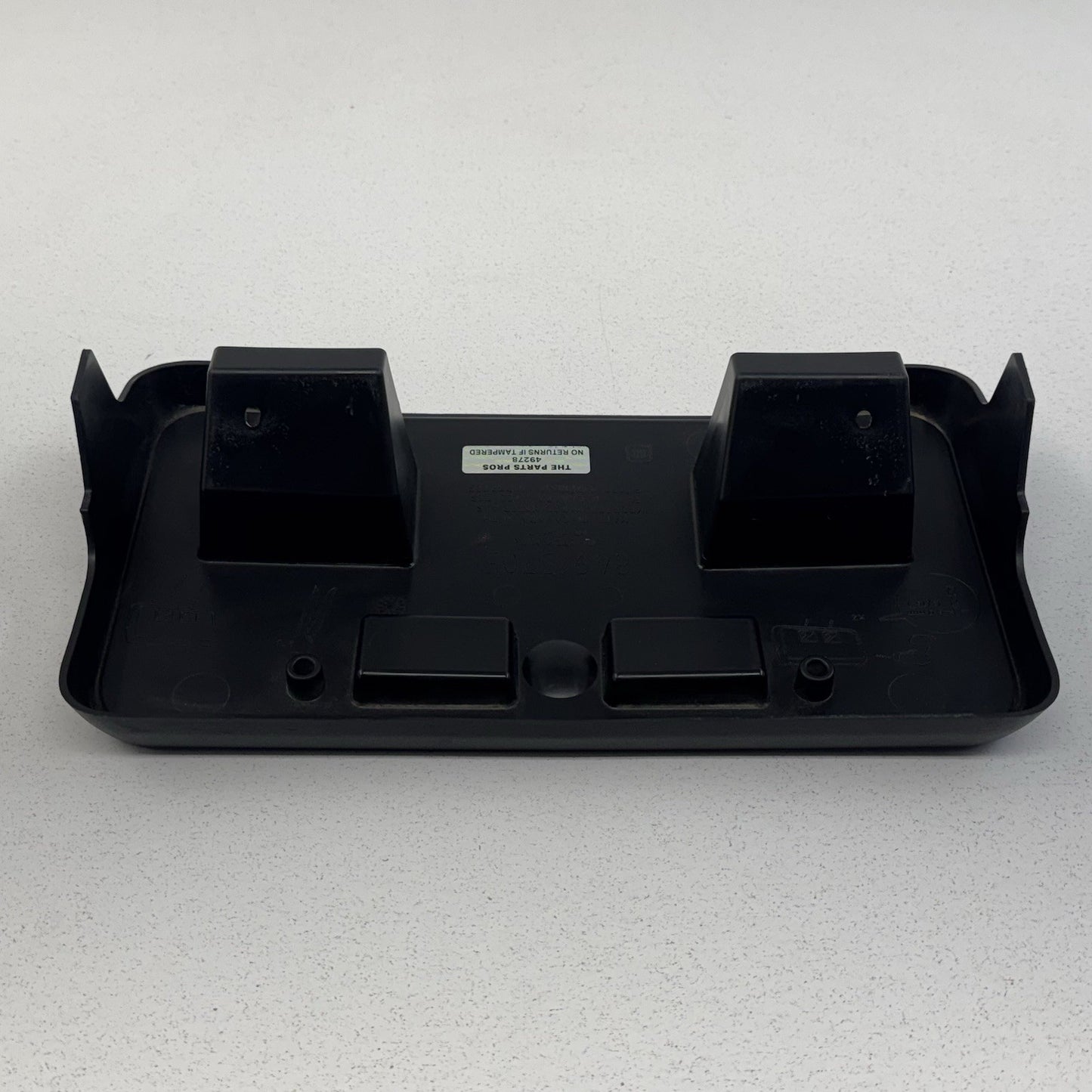24-25 Silverado 2500 3500 Front Bumper License Plate Bracket Mount 84913705 OEM