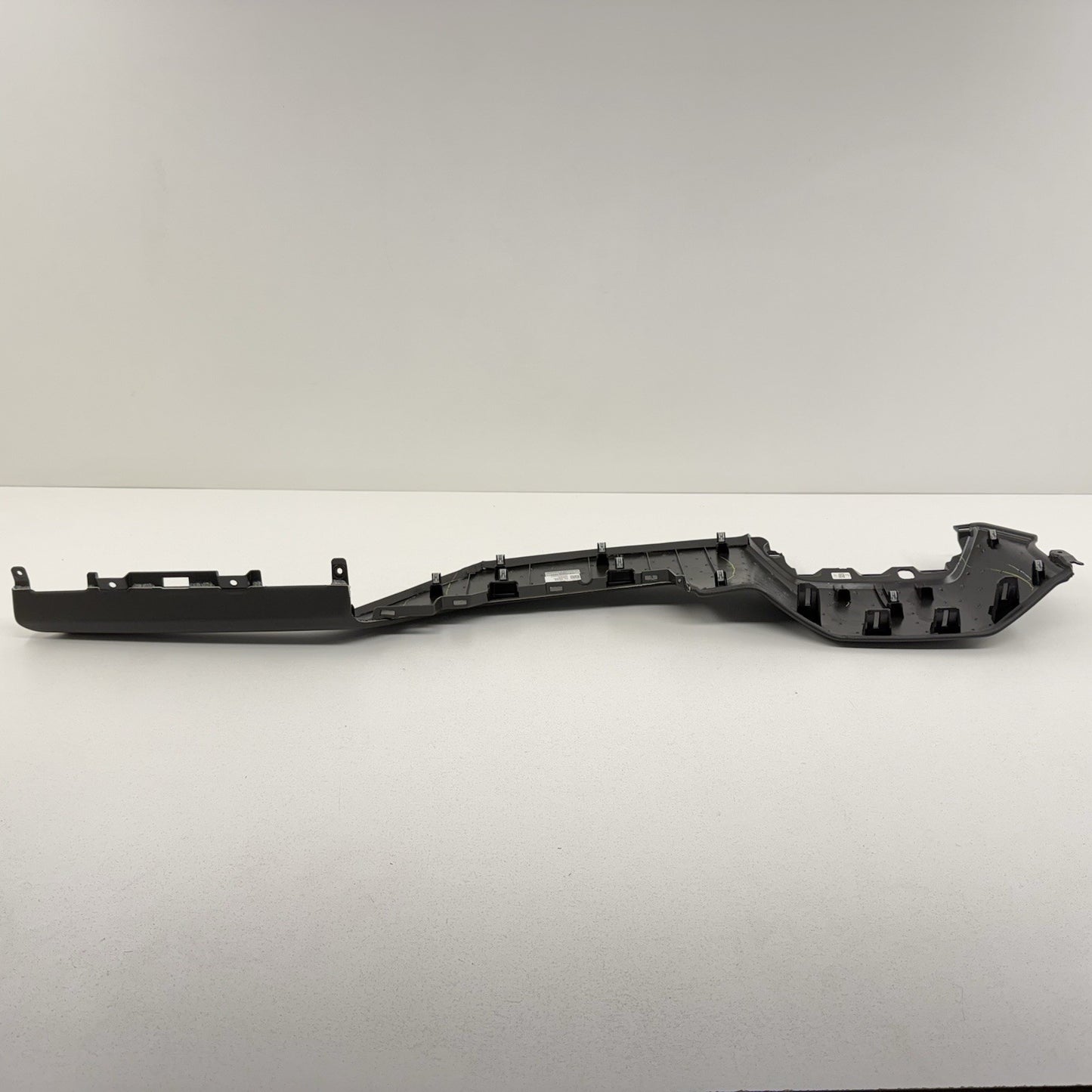 23-25 Chevrolet Silverado 1500 2500 3500 Dashboard Upper Trim Panel Leather OEM