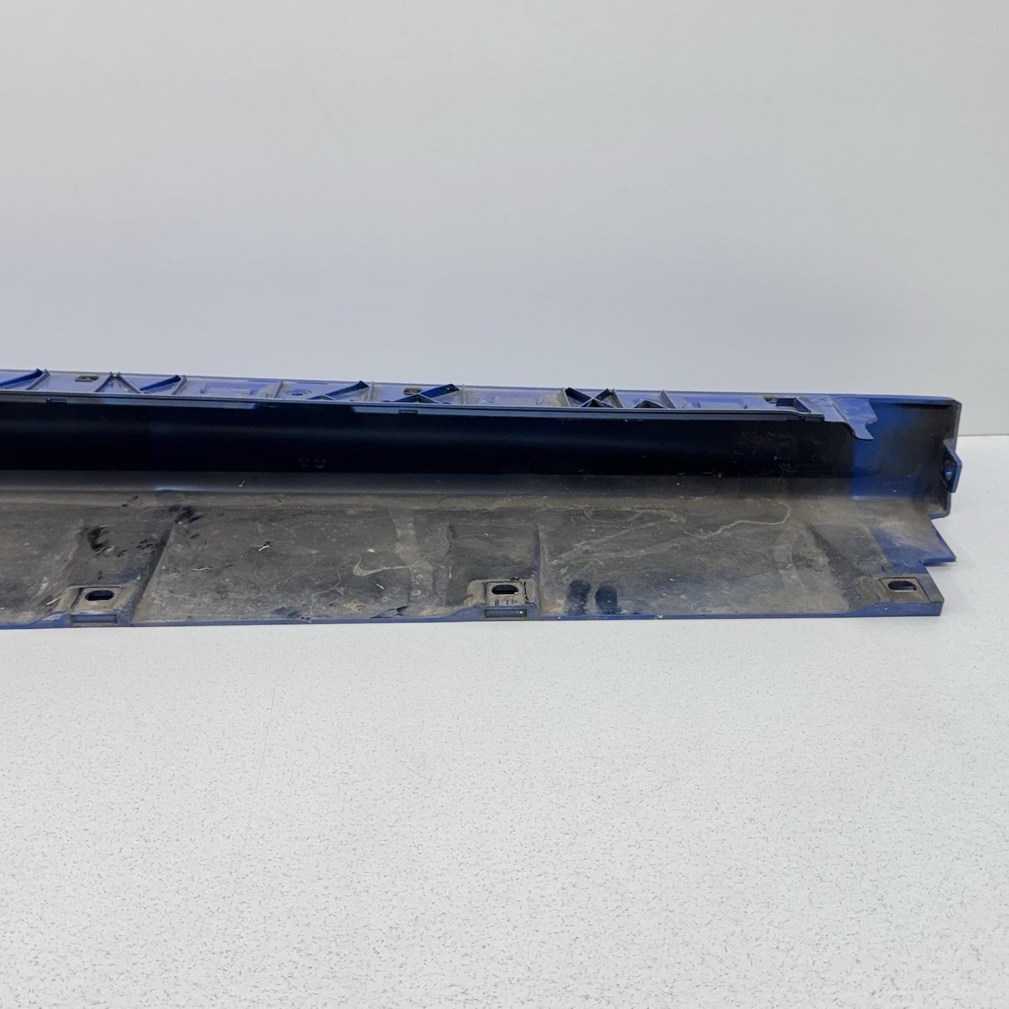 17-23 Audi R8 Driver Left Side Skirt Rocker Panel Molding Cover Trim OEM