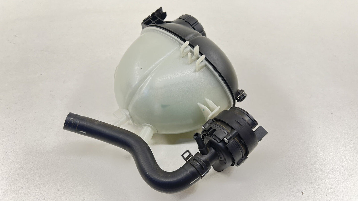 12-18 Mercedes CLS550 W218 Coolant Reservoir Overflow Expansion Tank OEM
