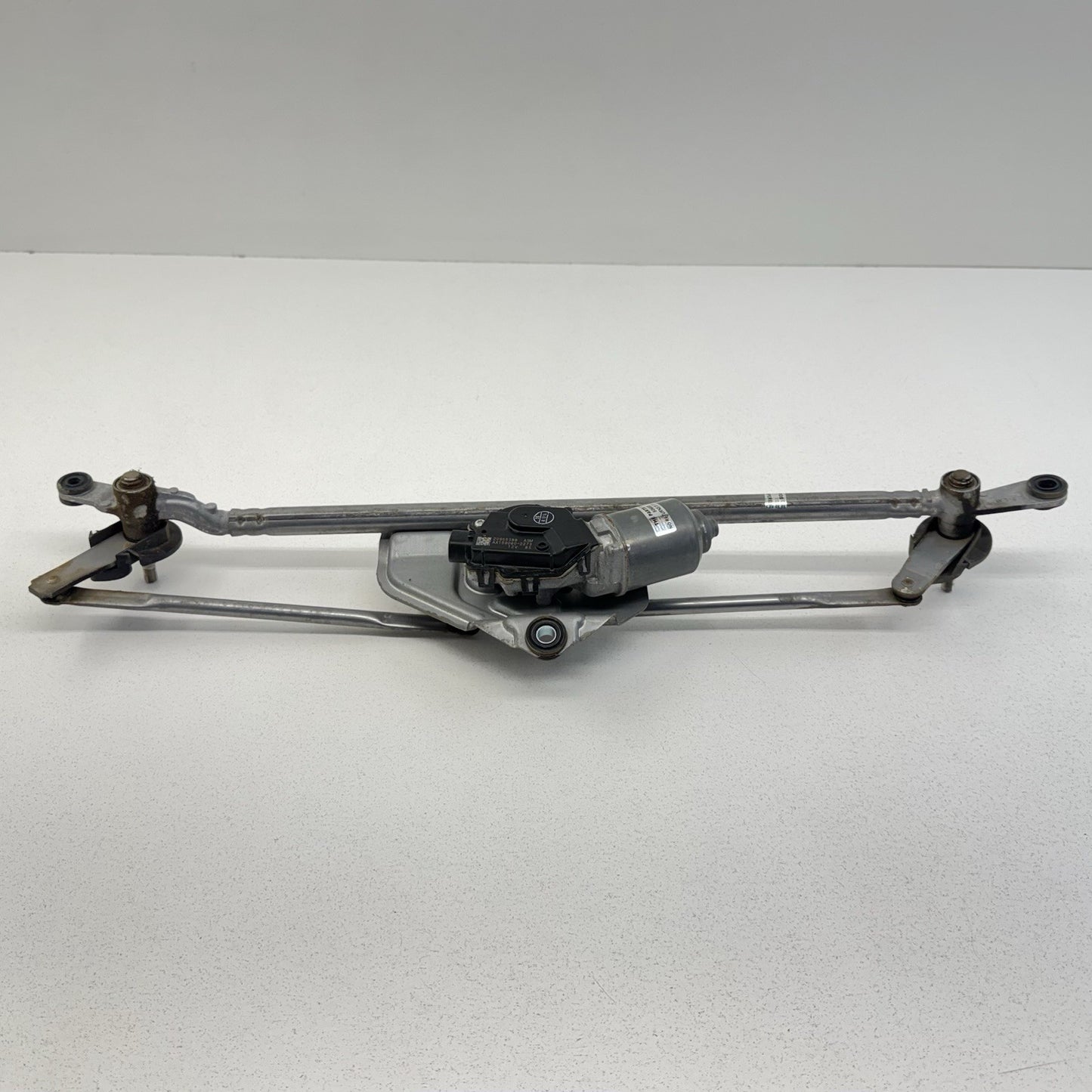 10-15 Chevrolet Camaro Windshield Wiper Motor W/ Linkage Arm Assembly OEM