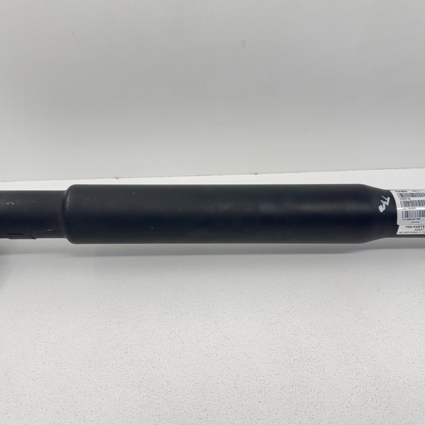 10-15 Chevrolet Camaro SS Automatic Driveshaft Drive Shaft Propeller OEM