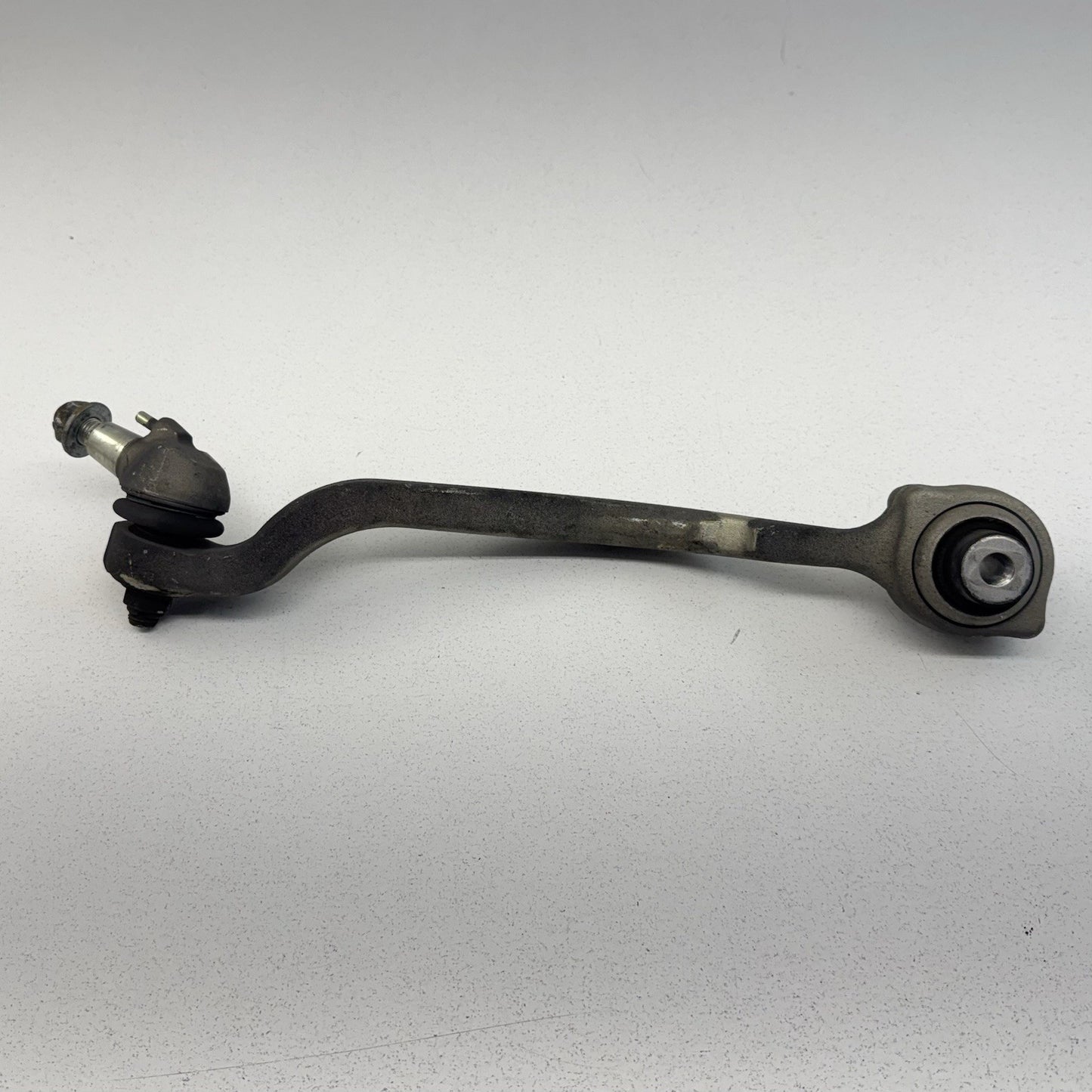 12-18 Mercedes W218 CLS550 RWD Driver Left Front Control Arm Suspension Pair OEM