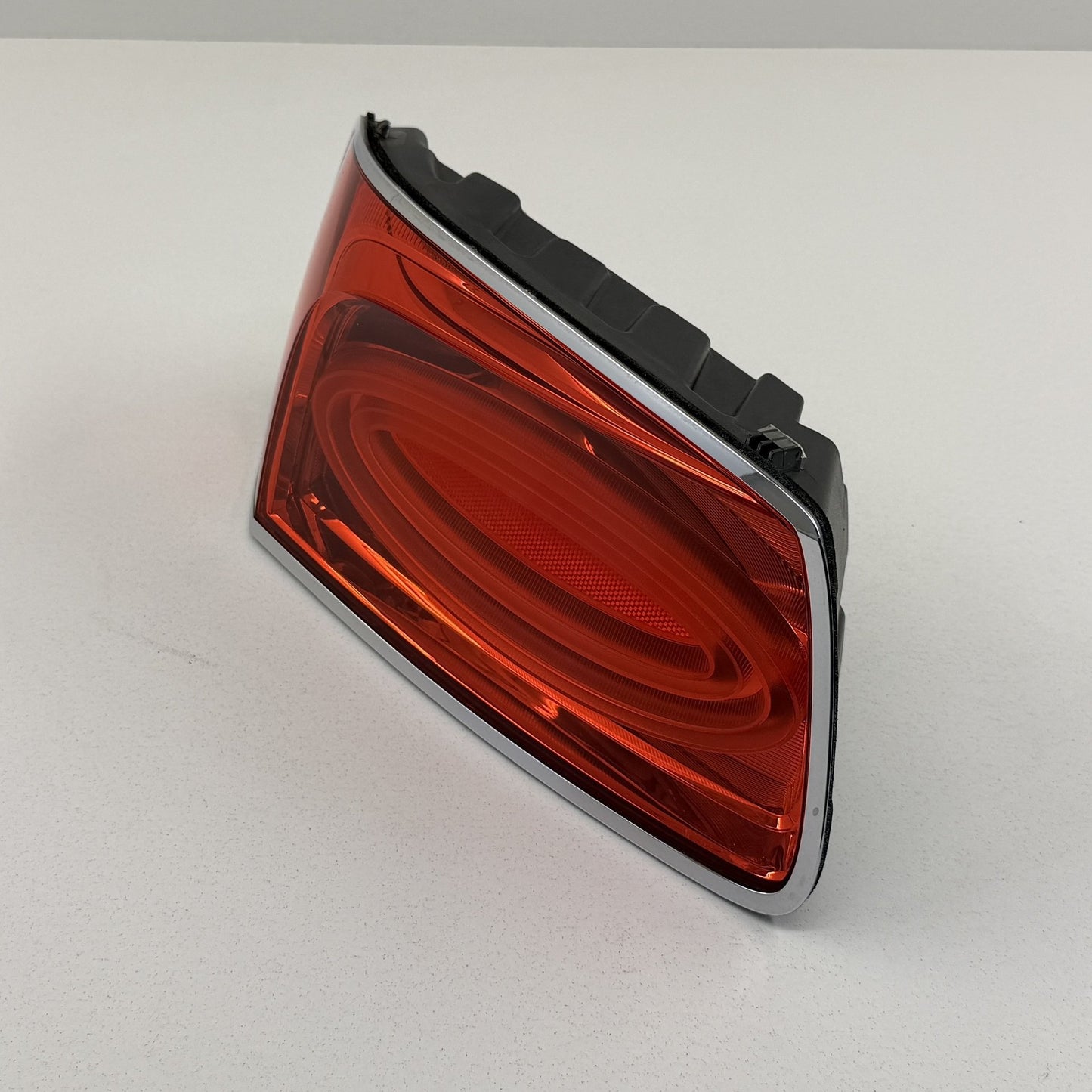 2014-2018 Bentley Flying Spur Left Rear LED Taillight Light Lamp 4W0945095J OEM