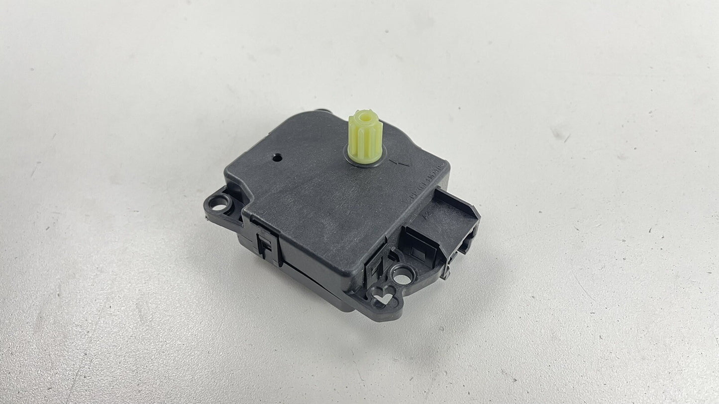 14-23 MASERATI GHIBLI HVAC BOX HEATER AC FLAP MOTOR AIR MIX ACTUATOR OEM