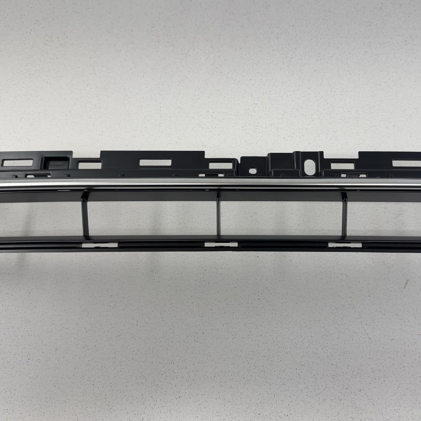 18-19 Audi S5 Front Bumper Lower Center Grille Grill 8W6807683A OEM