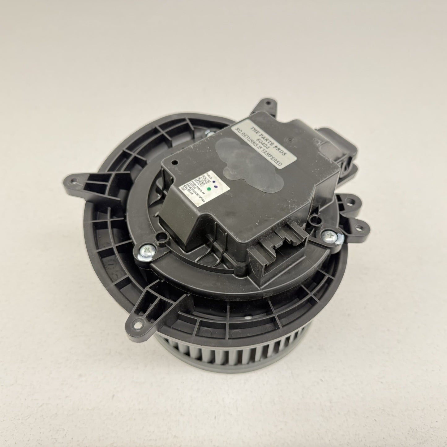 24-26 Ford Mustang HVAC AC Air Temperature Fan Blower Motor PR3H19846AA OEM