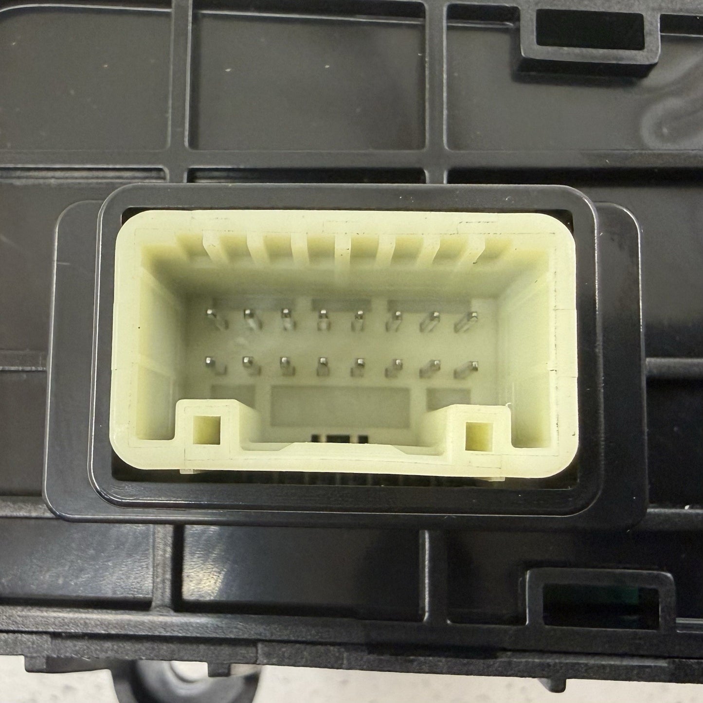 22-26 Hyundai Elantra N Drive Mode Selector Camera Parking Switch Panel OEM