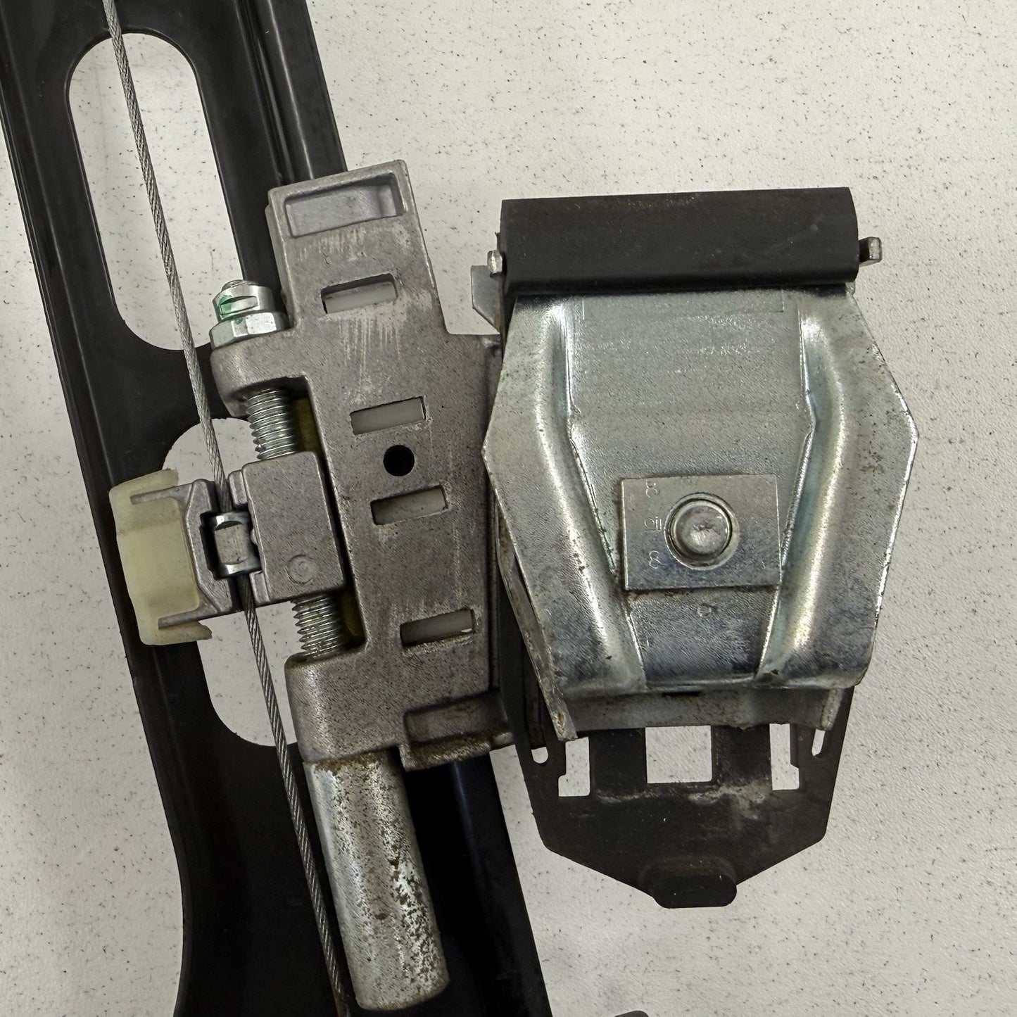 08-15 Audi TT Roadster Passenger Right Door Window Regulator 8J0837462D OEM