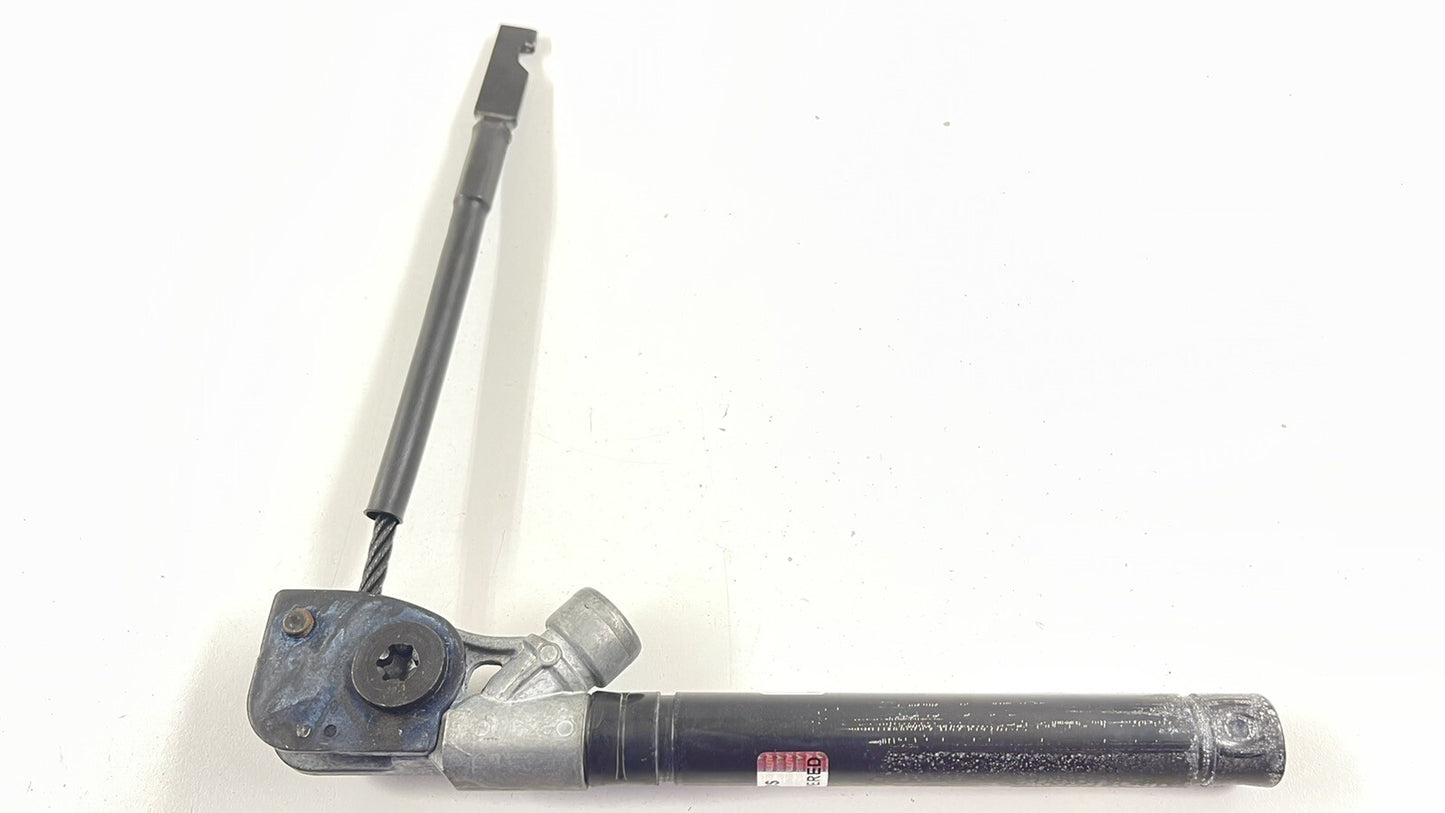 20-23 TESLA MODEL Y PASSENGER RIGHT SEAT BELT PRETENSIONER 1090324-01-C OEM