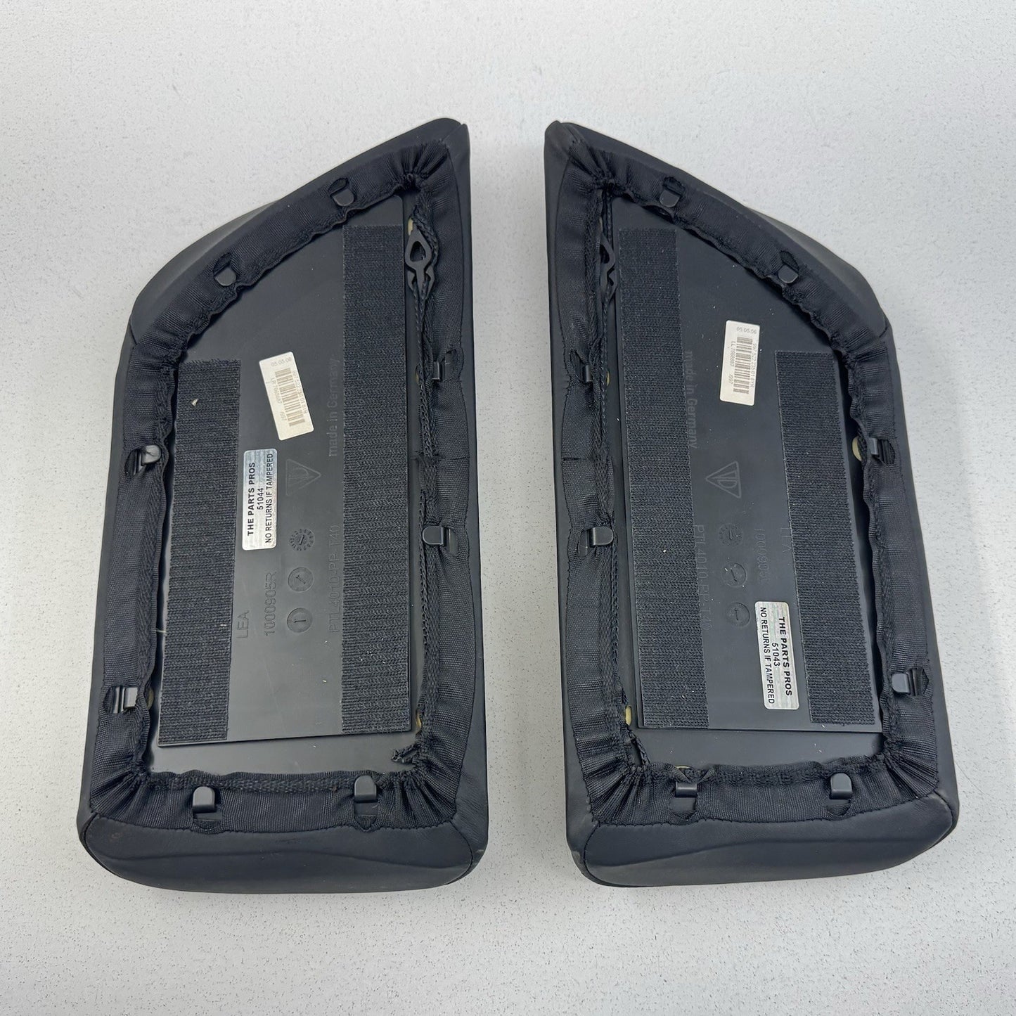 05-12 Porsche 911 997 Cabriolet Rear Seat Cushion Middle Pair Left & Right OEM