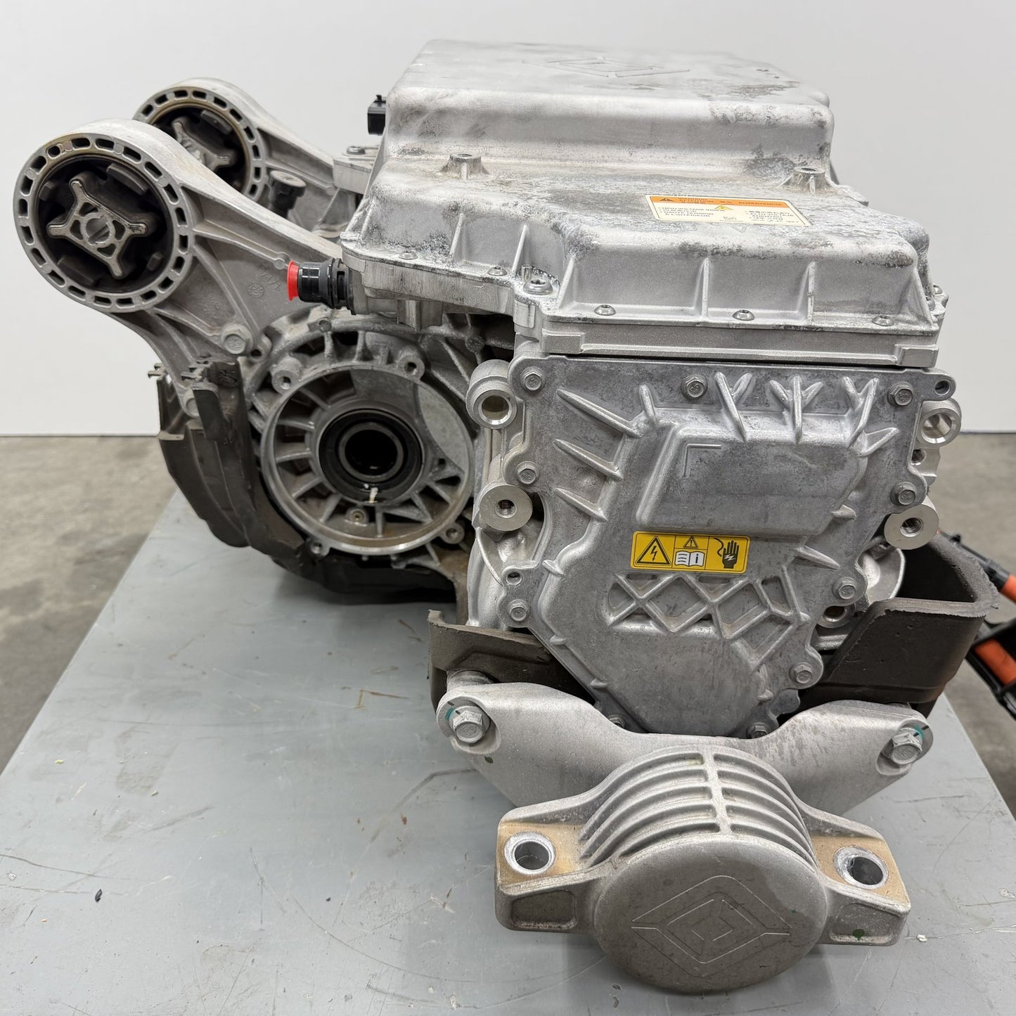 2022-2024 Rivian R1S Quad Motor Front Drive Unit Electric Motor PT00043513-G OEM