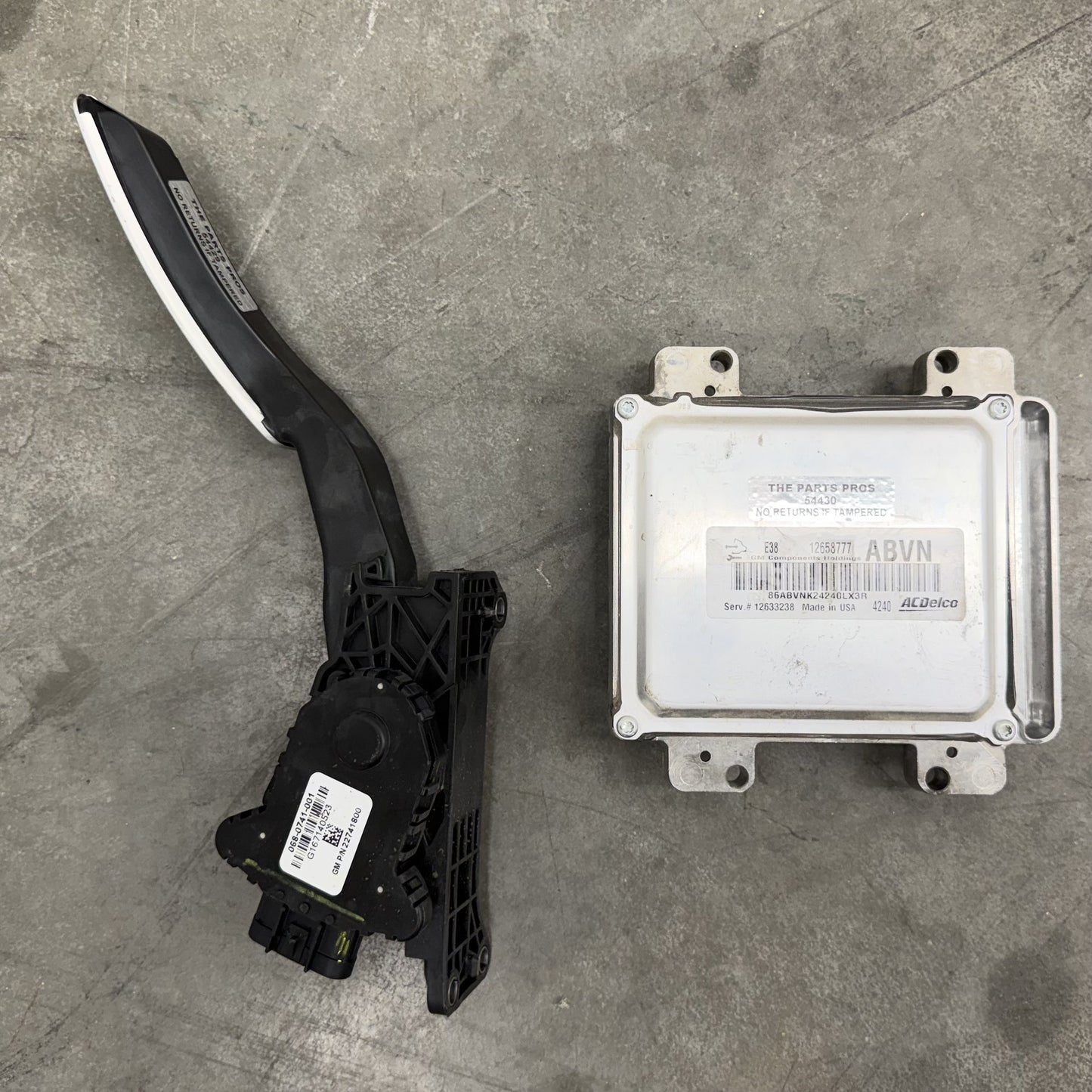 13-15 Chevrolet Camaro SS 1LE LS3 6.2L Engine With MM6 Manual Transmission OEM