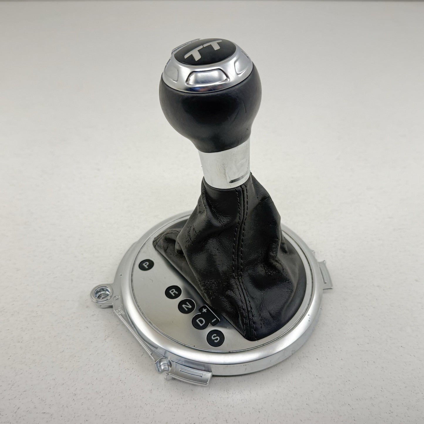 08-15 Audi TT Center Console Gear Shifter Selector Trim Boot Knob 8J1713463 OEM