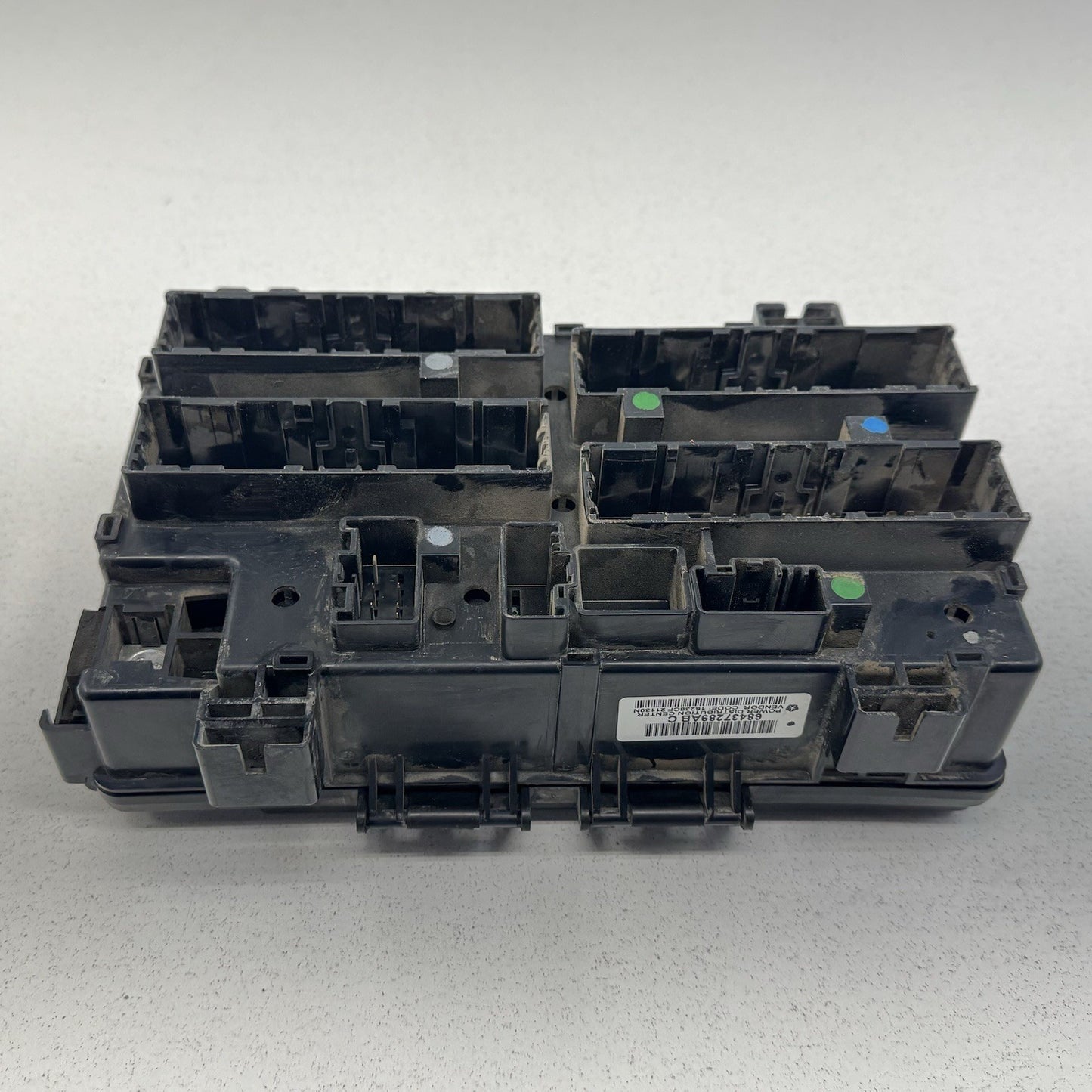 20-22 Ram 2500 3500 Intelligent Power Distribution Fuse Box 68437289AB OEM