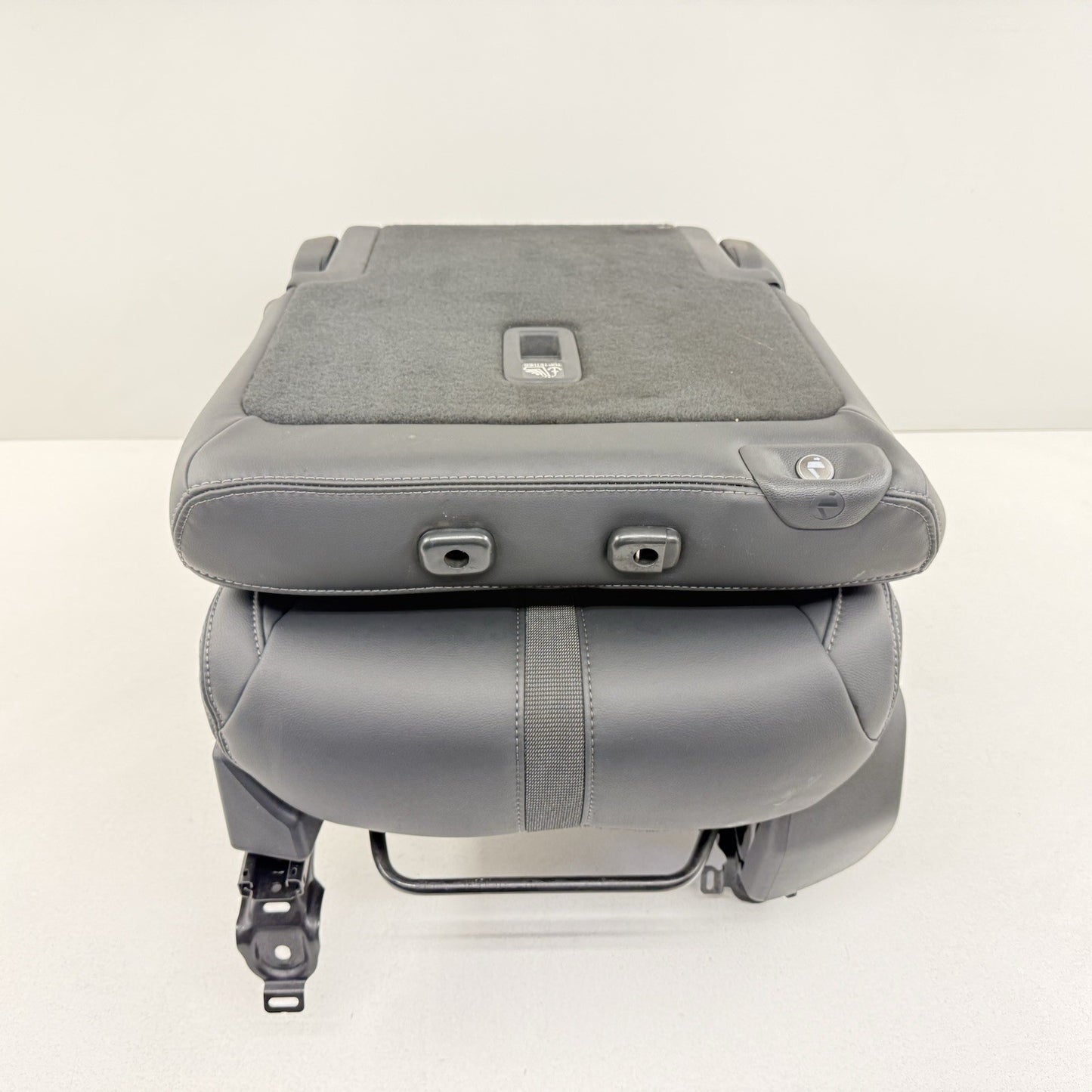 23-25 Honda Pilot Driver Left Rear 2nd Second Row Seat Leather Black OEM