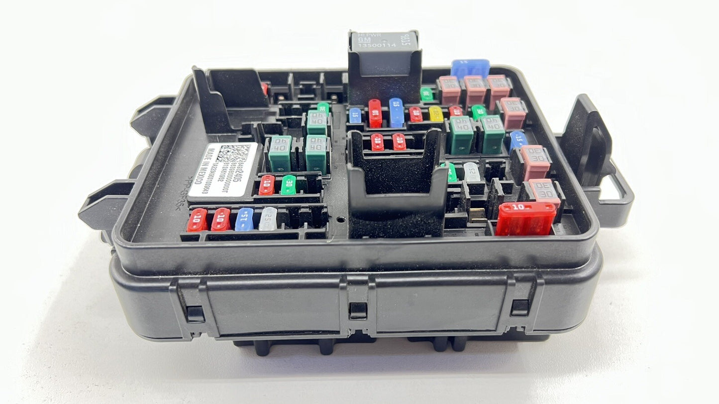 22-24 CADILLAC CT4 V BLACKWING CABIN FUSE RELAY JUNCTION BOX 84932405 OEM