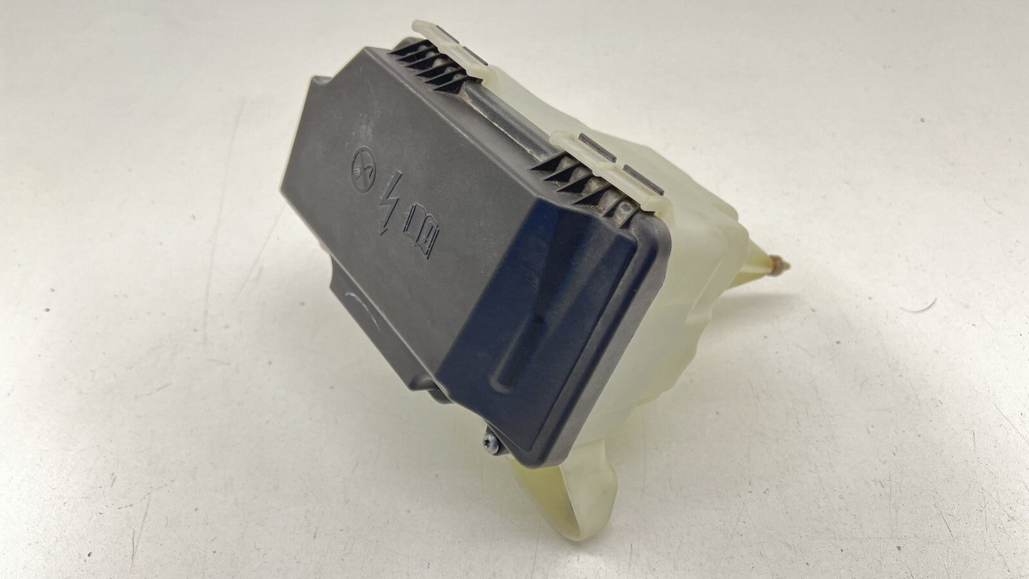 15-18 MERCEDES-BENZ C63S W205 RIGHT REAR ENGINE BAY FUSE RELAY JUNCTION BOX OEM