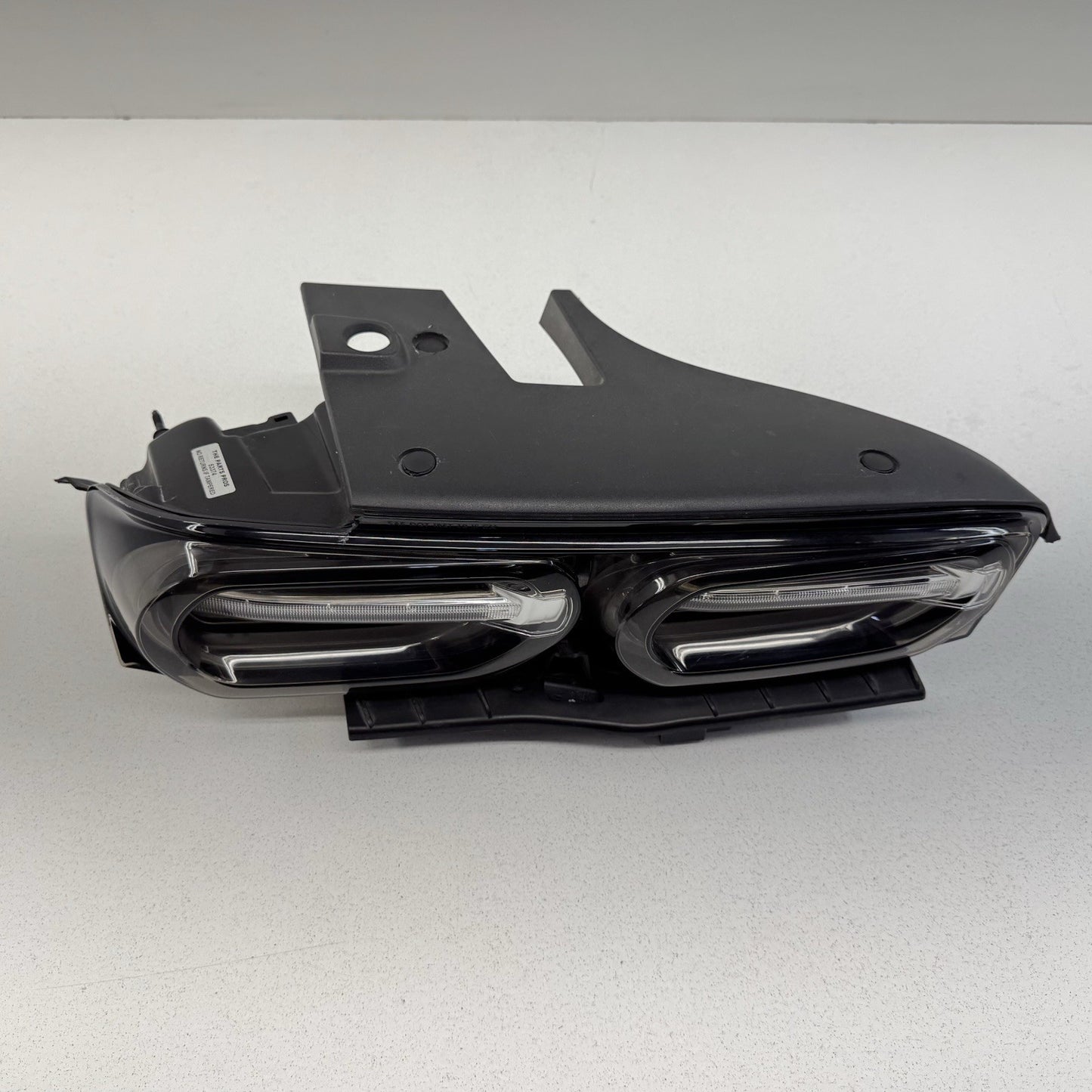 19-24 Chevrolet Camaro ZL1 SS Left Rear Taillight Light Lamp 84529732 OEM *NOTE*