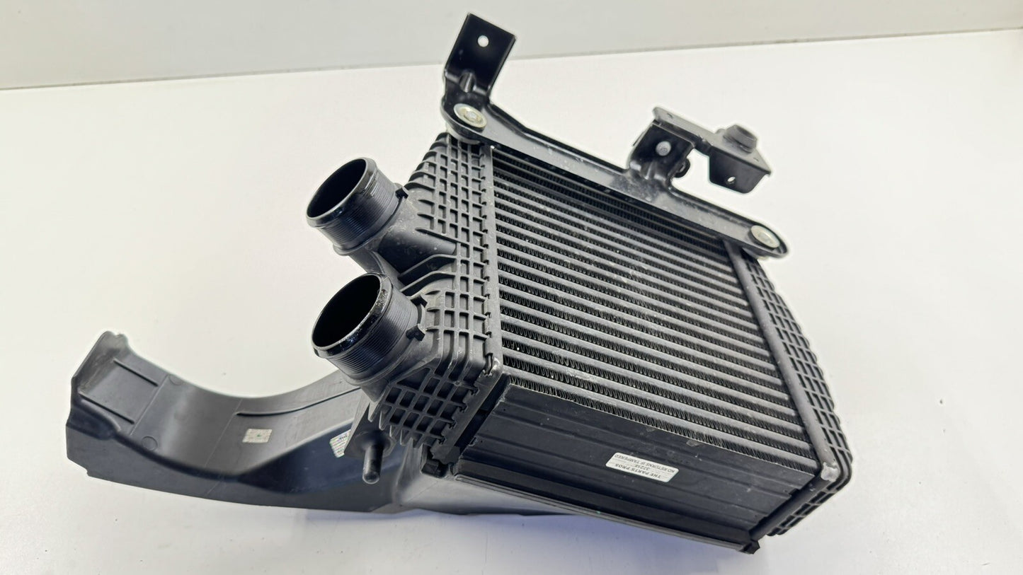 18-23 MASERATI GHIBLI PASSENGER RIGHT TURBO INTERCOOLER W/ DUCT 670039351 OEM