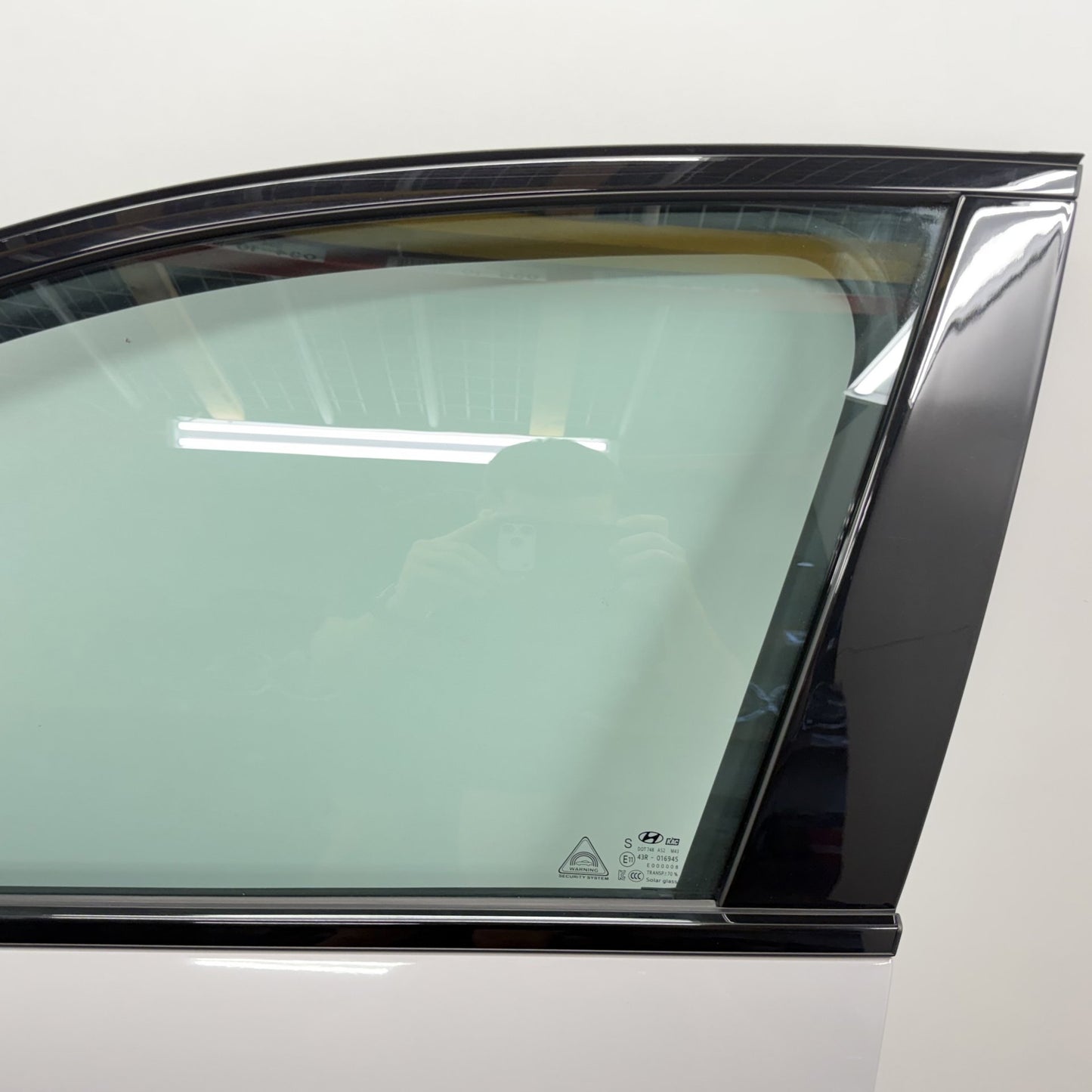 2022-2026 Hyundai Elantra N Driver Left Front Door Shell Complete W/ Glass OEM