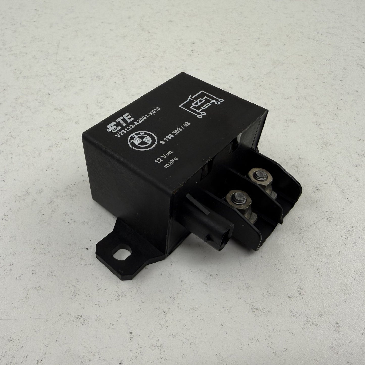 2021-2026 BMW M3 M4 G80 G82 Radiator Cooling Fan Relay Module 9198302 OEM