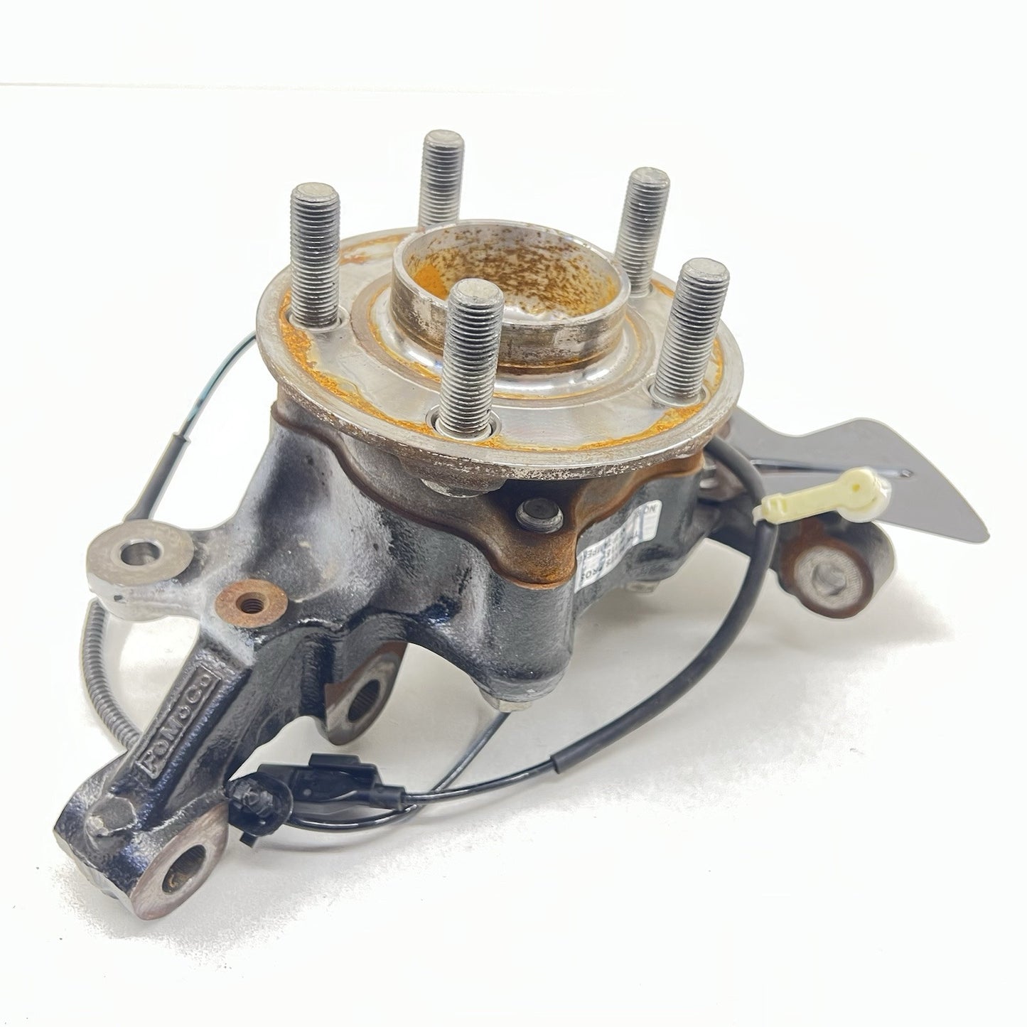 24-25 FORD MUSTANG PERFORMANCE PACK LEFT FRONT SPINDLE KNUCKLE HUB BEARING OEM