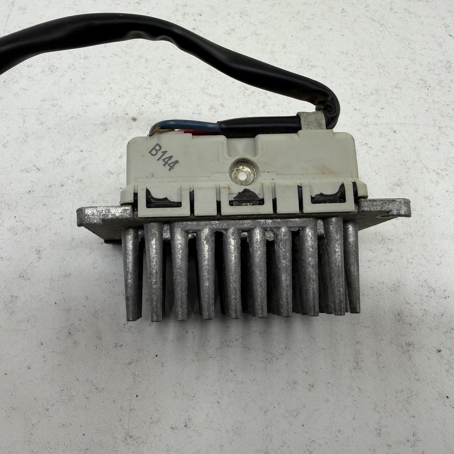 2014-2018 Bentley Flying Spur HVAC Blower Motor Resistor 3D0907521A OEM
