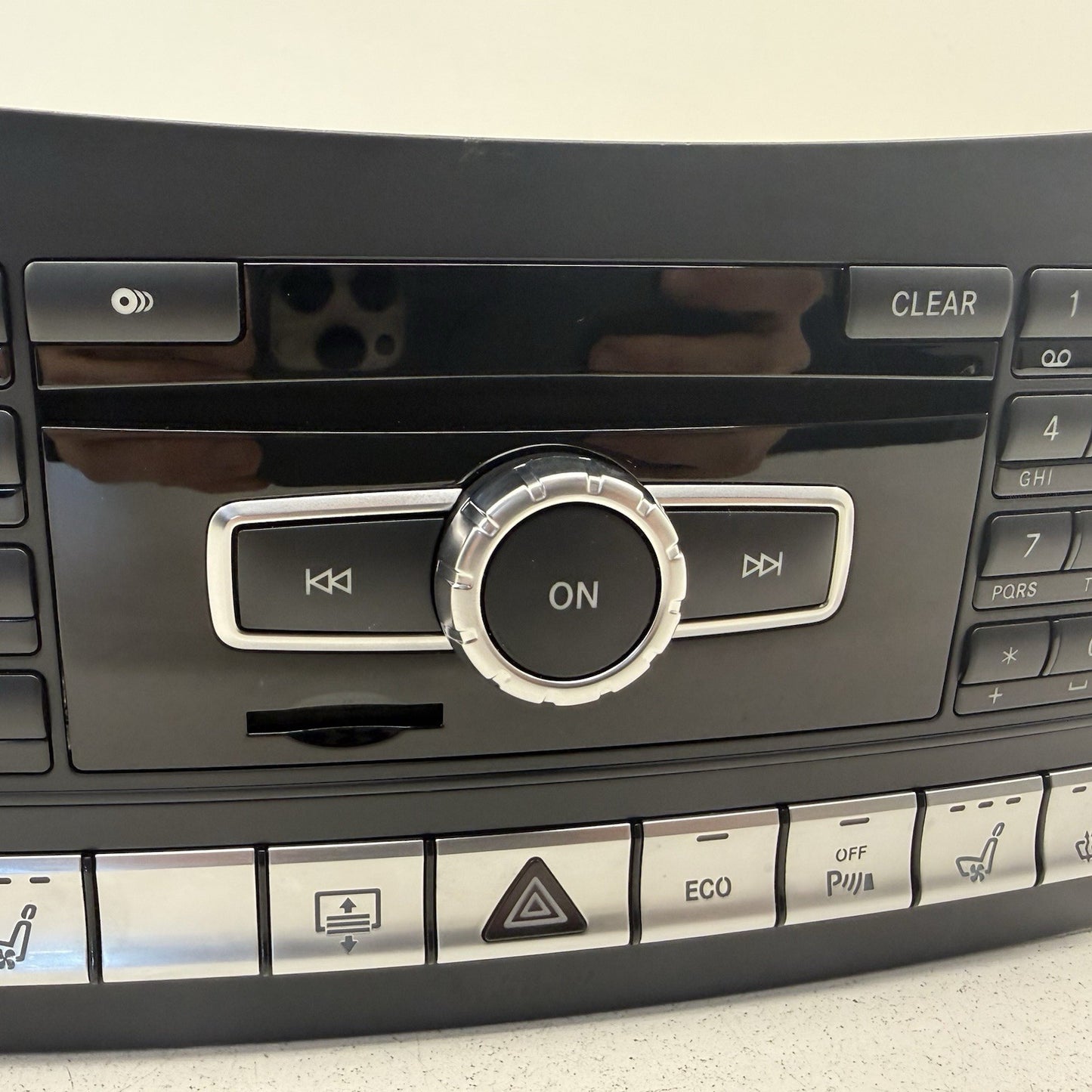 14-17 Mercedes W212 W218 CLS550 Navigation Radio Audio CD Command Head Unit OEM