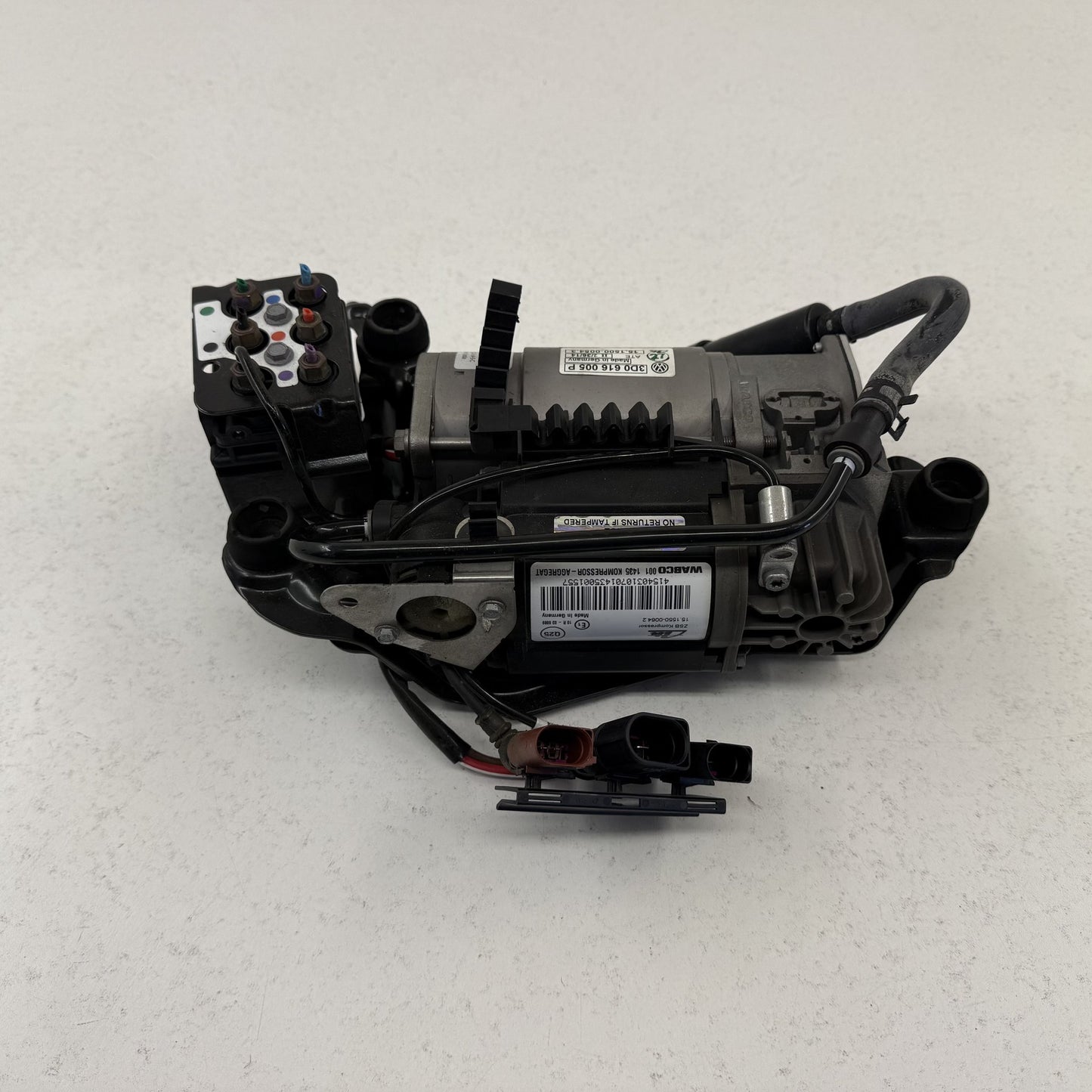 2014-2018 Bentley Flying Spur Air Suspension Compressor Pump W/ Valve Block OEM
