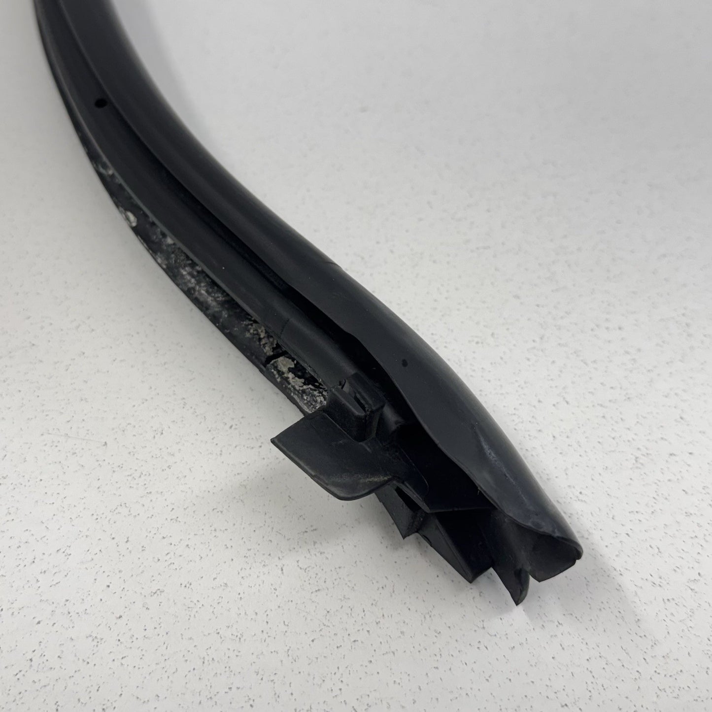 05-12 Porsche 911 997 Cabriolet Driver Left Door Weatherstrip Seal OEM